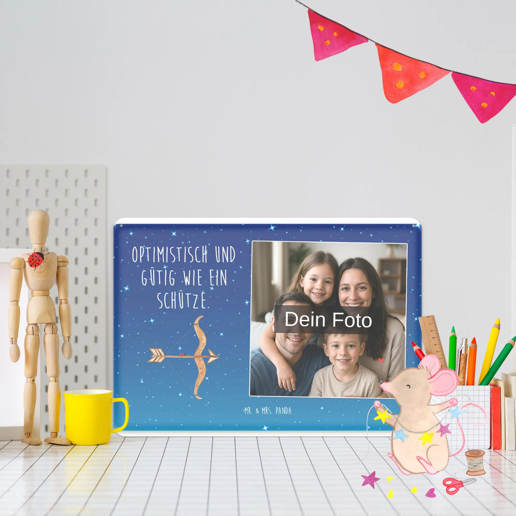 Spersonalizowany metalowy szyld ze zdjęciem Znak zodiaku Strzelec Türschild Mit Bild, Metallschild Mit Foto, Blechschild Für Garten Mit Foto, Blechschild Mit Bild Und Namen, Blechschild Für Freunde Mit Wunschfoto, Foto-Blechschild Für Zuhause, Personalisierbares Blechschild Mit Foto, Blechschild Zum Aufhängen Mit Foto, Blechschild Als Geschenk Mit Bild, Blechschild Mit Wunschfoto, Blechschild Mit Eigenem Bild, Design Blechschild Mit Bild, Nostalgieschild Mit Foto, Blechschild Wohnzimmer Mit Bild, Blechschild Mit Fotodruck, Blechschild Für Balkon Mit Wunschbild, Vintage Blechschild Mit Wunschfoto, Blechschild Für Frauen Mit Bild, Metallschild Mit Wunschfoto, Blechschild Mit Foto, Lustiges Blechschild Mit Foto, Retro Blechschild Mit Bild, Personalisierte Wanddeko Aus Metall Mit Foto, Blechschild Für Männer Mit Foto, Wandschild Mit Foto, Dekoschild Metall Mit Foto, Spruchschild Mit Foto, Blechschild Zum Hinstellen Mit Bild, Blechschild Küche Mit Foto, Blechschild Handgemacht Mit Foto, Tierkreiszeichen, Sternzeichen, Horoskop, Astrologie, Aszendent, Schütze Sternzeichen, Schütze, Geburtstag November, Schütze Geschenk, Geschenk Schützenfest, Geschenk November, Geschenk Dezember, Geburtstag Dezember