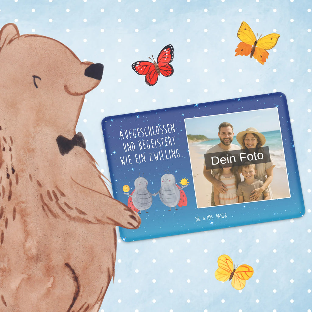 Spersonalizowany metalowy szyld ze zdjęciem znak zodiaku Bliźniak Vintage Blechschild Mit Wunschfoto, Blechschild Handgemacht Mit Foto, Metallschild Mit Foto, Blechschild Wohnzimmer Mit Bild, Blechschild Mit Wunschfoto, Design Blechschild Mit Bild, Blechschild Zum Hinstellen Mit Bild, Spruchschild Mit Foto, Metallschild Mit Wunschfoto, Blechschild Für Männer Mit Foto, Wandschild Mit Foto, Lustiges Blechschild Mit Foto, Personalisierte Wanddeko Aus Metall Mit Foto, Personalisierbares Blechschild Mit Foto, Blechschild Für Freunde Mit Wunschfoto, Blechschild Für Balkon Mit Wunschbild, Blechschild Mit Foto, Foto-Blechschild Für Zuhause, Blechschild Mit Eigenem Bild, Blechschild Als Geschenk Mit Bild, Retro Blechschild Mit Bild, Türschild Mit Bild, Blechschild Für Garten Mit Foto, Blechschild Küche Mit Foto, Blechschild Mit Bild Und Namen, Nostalgieschild Mit Foto, Blechschild Für Frauen Mit Bild, Blechschild Zum Aufhängen Mit Foto, Blechschild Mit Fotodruck, Dekoschild Metall Mit Foto, Tierkreiszeichen, Sternzeichen, Horoskop, Astrologie, Aszendent, Glückskäfer, Zwillinge, Geschenk Juni, Zwilling Sternzeichen, Zwillingsbruder, Zwillingsschwester, Marienkäfer, Geschenk Mai, Zwilling Geschenk, Geburtstag Mai