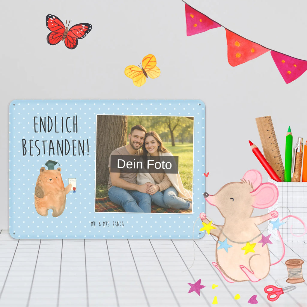 Personalisiertes Foto Blechschild Bär Prüfung Blechschild Für Garten Mit Foto, Metallschild Mit Foto, Blechschild Mit Eigenem Bild, Nostalgieschild Mit Foto, Personalisierbares Blechschild Mit Foto, Blechschild Küche Mit Foto, Vintage Blechschild Mit Wunschfoto, Blechschild Für Frauen Mit Bild, Blechschild Für Balkon Mit Wunschbild, Dekoschild Metall Mit Foto, Design Blechschild Mit Bild, Personalisierte Wanddeko Aus Metall Mit Foto, Foto-Blechschild Für Zuhause, Blechschild Zum Aufhängen Mit Foto, Metallschild Mit Wunschfoto, Wandschild Mit Foto, Blechschild Für Freunde Mit Wunschfoto, Blechschild Mit Foto, Blechschild Als Geschenk Mit Bild, Spruchschild Mit Foto, Blechschild Mit Wunschfoto, Blechschild Zum Hinstellen Mit Bild, Blechschild Handgemacht Mit Foto, Retro Blechschild Mit Bild, Blechschild Wohnzimmer Mit Bild, Blechschild Mit Bild Und Namen, Blechschild Mit Fotodruck, Lustiges Blechschild Mit Foto, Türschild Mit Bild, Blechschild Für Männer Mit Foto, Bär, Teddy, Teddybär, Zeugnis, Abschluss, Abitur, Prüfung bestanden, Prüfungen, Abschlusszeugnis