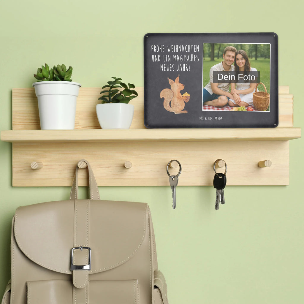 Personalized Photo Metal Sign Squirrel Christmas Türschild Mit Bild, Foto-Blechschild Für Zuhause, Blechschild Zum Aufhängen Mit Foto, Vintage Blechschild Mit Wunschfoto, Blechschild Mit Foto, Blechschild Mit Eigenem Bild, Design Blechschild Mit Bild, Wandschild Mit Foto, Personalisierte Wanddeko Aus Metall Mit Foto, Blechschild Für Frauen Mit Bild, Blechschild Küche Mit Foto, Blechschild Für Freunde Mit Wunschfoto, Blechschild Mit Fotodruck, Blechschild Mit Bild Und Namen, Spruchschild Mit Foto, Nostalgieschild Mit Foto, Blechschild Wohnzimmer Mit Bild, Blechschild Zum Hinstellen Mit Bild, Personalisierbares Blechschild Mit Foto, Metallschild Mit Foto, Blechschild Handgemacht Mit Foto, Blechschild Mit Wunschfoto, Lustiges Blechschild Mit Foto, Blechschild Für Männer Mit Foto, Dekoschild Metall Mit Foto, Metallschild Mit Wunschfoto, Blechschild Als Geschenk Mit Bild, Blechschild Für Garten Mit Foto, Blechschild Für Balkon Mit Wunschbild, Retro Blechschild Mit Bild, Winter, Weihnachten, Weihnachtsdeko, Nikolaus, Advent, Heiligabend, Wintermotiv, Guten Rutsch, Frohe Weihnachten, Neujahr, Frohes neues Jahr, Weihnachtsgruß, Vogel, Weihnachtsmotiv