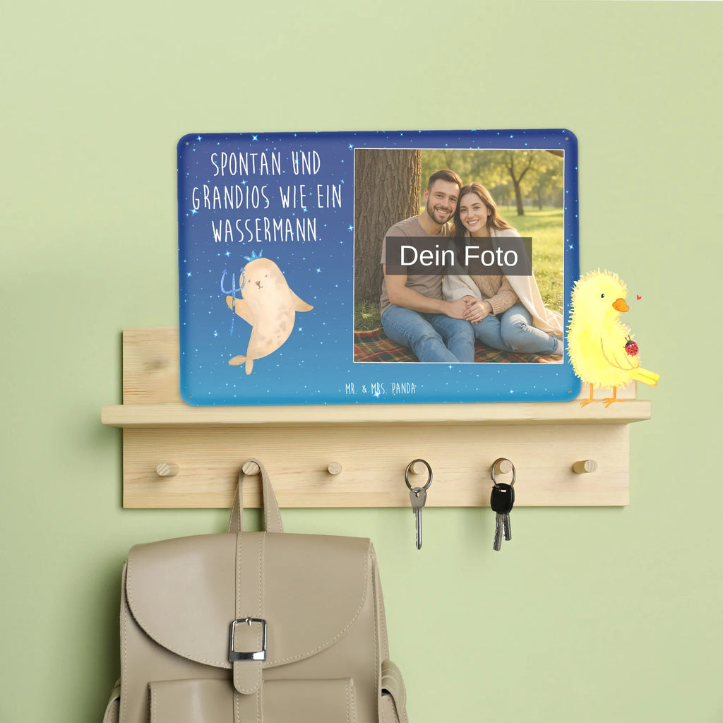 Personalisiertes Foto Blechschild Sternzeichen Wassermann Personalisierte Wanddeko Aus Metall Mit Foto, Blechschild Mit Foto, Metallschild Mit Foto, Blechschild Zum Hinstellen Mit Bild, Blechschild Für Frauen Mit Bild, Personalisierbares Blechschild Mit Foto, Türschild Mit Bild, Blechschild Für Balkon Mit Wunschbild, Blechschild Für Männer Mit Foto, Blechschild Küche Mit Foto, Blechschild Zum Aufhängen Mit Foto, Blechschild Mit Wunschfoto, Blechschild Als Geschenk Mit Bild, Blechschild Handgemacht Mit Foto, Spruchschild Mit Foto, Blechschild Mit Eigenem Bild, Blechschild Für Freunde Mit Wunschfoto, Wandschild Mit Foto, Lustiges Blechschild Mit Foto, Blechschild Wohnzimmer Mit Bild, Metallschild Mit Wunschfoto, Vintage Blechschild Mit Wunschfoto, Blechschild Mit Bild Und Namen, Blechschild Für Garten Mit Foto, Dekoschild Metall Mit Foto, Nostalgieschild Mit Foto, Blechschild Mit Fotodruck, Foto-Blechschild Für Zuhause, Design Blechschild Mit Bild, Retro Blechschild Mit Bild, Tierkreiszeichen, Sternzeichen, Horoskop, Astrologie, Aszendent, Meer Geschenk, Meermann, Geschenk Januar, Geburtstag Februar, Wassermann Geschenk, Nix, Geschenk Februar, Geburtstag Januar, Wassermann Sternzeichen