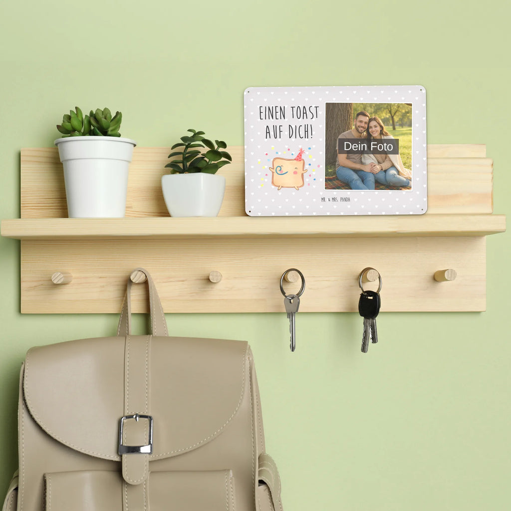 Personalisiertes Foto Blechschild Toast Party Vintage Blechschild Mit Wunschfoto, Personalisierte Wanddeko Aus Metall Mit Foto, Blechschild Als Geschenk Mit Bild, Blechschild Für Freunde Mit Wunschfoto, Blechschild Mit Wunschfoto, Blechschild Küche Mit Foto, Design Blechschild Mit Bild, Blechschild Handgemacht Mit Foto, Blechschild Wohnzimmer Mit Bild, Blechschild Mit Eigenem Bild, Metallschild Mit Foto, Blechschild Für Männer Mit Foto, Blechschild Für Balkon Mit Wunschbild, Blechschild Für Garten Mit Foto, Dekoschild Metall Mit Foto, Wandschild Mit Foto, Personalisierbares Blechschild Mit Foto, Lustiges Blechschild Mit Foto, Metallschild Mit Wunschfoto, Nostalgieschild Mit Foto, Blechschild Mit Bild Und Namen, Blechschild Für Frauen Mit Bild, Blechschild Zum Hinstellen Mit Bild, Türschild Mit Bild, Blechschild Zum Aufhängen Mit Foto, Blechschild Mit Foto, Retro Blechschild Mit Bild, Blechschild Mit Fotodruck, Spruchschild Mit Foto, Foto-Blechschild Für Zuhause, Liebe, Partner, Freund, Freundin, Ehemann, Ehefrau, Heiraten, Verlobung, Heiratsantrag, Liebesgeschenk, Jahrestag, Hocheitstag, Geschenk für Freundin, Liebesbeweis, Geschenk für Partner, Mitbringsel, für Männer, Hochzeitstag, Valentinstag, Geschenk für Frauen, für Ehemann