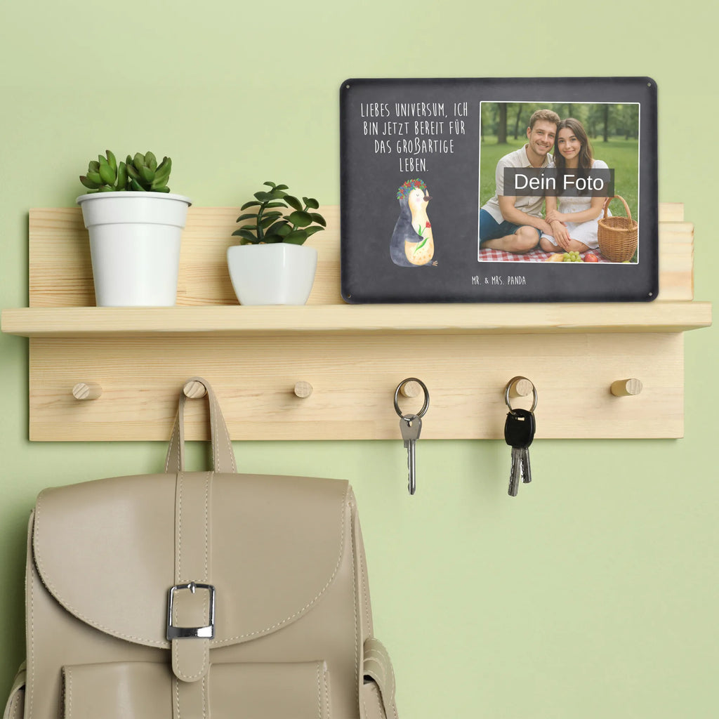 Personalisiertes Foto Blechschild Pinguin Blumen Blechschild Mit Wunschfoto, Retro Blechschild Mit Bild, Nostalgieschild Mit Foto, Metallschild Mit Foto, Lustiges Blechschild Mit Foto, Blechschild Für Balkon Mit Wunschbild, Personalisierbares Blechschild Mit Foto, Blechschild Mit Foto, Spruchschild Mit Foto, Blechschild Für Männer Mit Foto, Blechschild Zum Hinstellen Mit Bild, Blechschild Mit Fotodruck, Blechschild Mit Bild Und Namen, Türschild Mit Bild, Metallschild Mit Wunschfoto, Blechschild Küche Mit Foto, Blechschild Handgemacht Mit Foto, Foto-Blechschild Für Zuhause, Dekoschild Metall Mit Foto, Personalisierte Wanddeko Aus Metall Mit Foto, Blechschild Mit Eigenem Bild, Blechschild Als Geschenk Mit Bild, Design Blechschild Mit Bild, Blechschild Wohnzimmer Mit Bild, Blechschild Für Frauen Mit Bild, Vintage Blechschild Mit Wunschfoto, Blechschild Für Garten Mit Foto, Blechschild Zum Aufhängen Mit Foto, Wandschild Mit Foto, Blechschild Für Freunde Mit Wunschfoto, Pinguin, Blumenkranz, Pinguine, Motivation, Lebensziele, Leben, Lebenslust, Geschenkidee, Ziele, Wünsche, Universum, Liebeskummer