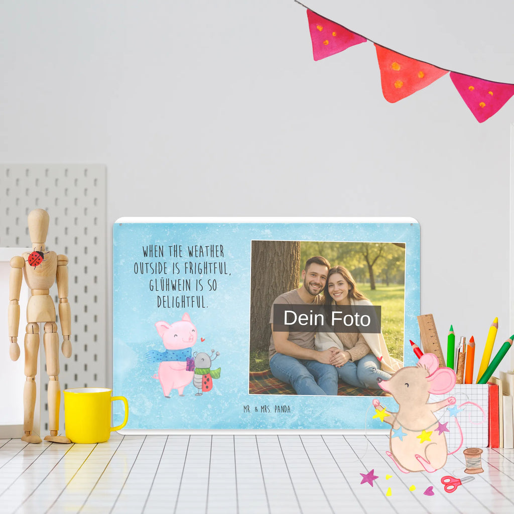 Personalized Photo Metal Sign Glow Pig Snuggle Blechschild Zum Hinstellen Mit Bild, Retro Blechschild Mit Bild, Blechschild Handgemacht Mit Foto, Spruchschild Mit Foto, Blechschild Mit Fotodruck, Dekoschild Metall Mit Foto, Blechschild Mit Bild Und Namen, Lustiges Blechschild Mit Foto, Blechschild Küche Mit Foto, Wandschild Mit Foto, Design Blechschild Mit Bild, Nostalgieschild Mit Foto, Blechschild Mit Wunschfoto, Türschild Mit Bild, Blechschild Für Frauen Mit Bild, Blechschild Mit Eigenem Bild, Metallschild Mit Wunschfoto, Metallschild Mit Foto, Vintage Blechschild Mit Wunschfoto, Blechschild Für Freunde Mit Wunschfoto, Personalisierbares Blechschild Mit Foto, Blechschild Für Garten Mit Foto, Blechschild Für Männer Mit Foto, Personalisierte Wanddeko Aus Metall Mit Foto, Blechschild Mit Foto, Blechschild Als Geschenk Mit Bild, Blechschild Zum Aufhängen Mit Foto, Blechschild Wohnzimmer Mit Bild, Foto-Blechschild Für Zuhause, Blechschild Für Balkon Mit Wunschbild, Winter, Weihnachten, Weihnachtsdeko, Nikolaus, Advent, Heiligabend, Wintermotiv, Herzliches Marienkäfer Motiv, Kreatives Glühschwein Design, Winterlicher Glühwein Spruch, Romantische Geschenkidee Glühwein, Handgezeichnetes Glühschwein, Smörle der stolze Marienkäfer, Glühwein Liebhaber Geschenk, Marienkäfer in Winterkleidung, Süßer Marienkäfer gibt Geschenk, Glühwein ist köstlich Spruch