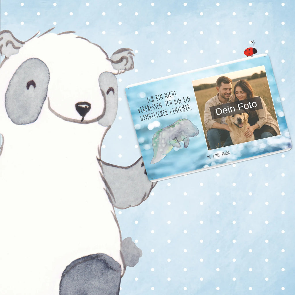 Personalisiertes Foto Blechschild Seekuh Chillen Blechschild Handgemacht Mit Foto, Metallschild Mit Wunschfoto, Blechschild Wohnzimmer Mit Bild, Metallschild Mit Foto, Vintage Blechschild Mit Wunschfoto, Blechschild Mit Wunschfoto, Blechschild Für Garten Mit Foto, Lustiges Blechschild Mit Foto, Wandschild Mit Foto, Türschild Mit Bild, Blechschild Zum Hinstellen Mit Bild, Blechschild Als Geschenk Mit Bild, Blechschild Mit Foto, Dekoschild Metall Mit Foto, Nostalgieschild Mit Foto, Retro Blechschild Mit Bild, Foto-Blechschild Für Zuhause, Blechschild Mit Bild Und Namen, Personalisierbares Blechschild Mit Foto, Blechschild Für Frauen Mit Bild, Spruchschild Mit Foto, Blechschild Für Männer Mit Foto, Personalisierte Wanddeko Aus Metall Mit Foto, Blechschild Mit Fotodruck, Design Blechschild Mit Bild, Blechschild Für Freunde Mit Wunschfoto, Blechschild Zum Aufhängen Mit Foto, Blechschild Für Balkon Mit Wunschbild, Blechschild Küche Mit Foto, Blechschild Mit Eigenem Bild, Meerestiere, Meer, Urlaub, Süßigkeiten, Seekuh, Diätwahn, Essen, Diät, Zucker, Abnehmen, Seekühe