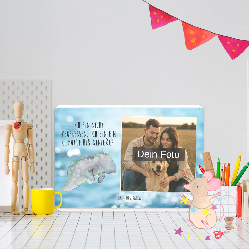 Personalisiertes Foto Blechschild Seekuh Chillen Blechschild Handgemacht Mit Foto, Metallschild Mit Wunschfoto, Blechschild Wohnzimmer Mit Bild, Metallschild Mit Foto, Vintage Blechschild Mit Wunschfoto, Blechschild Mit Wunschfoto, Blechschild Für Garten Mit Foto, Lustiges Blechschild Mit Foto, Wandschild Mit Foto, Türschild Mit Bild, Blechschild Zum Hinstellen Mit Bild, Blechschild Als Geschenk Mit Bild, Blechschild Mit Foto, Dekoschild Metall Mit Foto, Nostalgieschild Mit Foto, Retro Blechschild Mit Bild, Foto-Blechschild Für Zuhause, Blechschild Mit Bild Und Namen, Personalisierbares Blechschild Mit Foto, Blechschild Für Frauen Mit Bild, Spruchschild Mit Foto, Blechschild Für Männer Mit Foto, Personalisierte Wanddeko Aus Metall Mit Foto, Blechschild Mit Fotodruck, Design Blechschild Mit Bild, Blechschild Für Freunde Mit Wunschfoto, Blechschild Zum Aufhängen Mit Foto, Blechschild Für Balkon Mit Wunschbild, Blechschild Küche Mit Foto, Blechschild Mit Eigenem Bild, Meerestiere, Meer, Urlaub, Süßigkeiten, Seekuh, Diätwahn, Essen, Diät, Zucker, Abnehmen, Seekühe