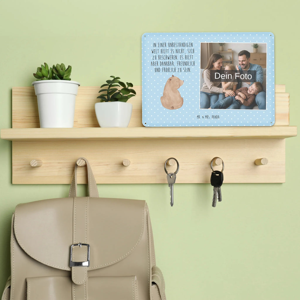 Personalisiertes Foto Blechschild Bär Schulterblick Blechschild Für Frauen Mit Bild, Blechschild Für Freunde Mit Wunschfoto, Lustiges Blechschild Mit Foto, Blechschild Handgemacht Mit Foto, Blechschild Mit Bild Und Namen, Blechschild Mit Wunschfoto, Personalisierbares Blechschild Mit Foto, Nostalgieschild Mit Foto, Blechschild Mit Eigenem Bild, Blechschild Mit Fotodruck, Blechschild Zum Hinstellen Mit Bild, Metallschild Mit Foto, Blechschild Für Männer Mit Foto, Design Blechschild Mit Bild, Blechschild Mit Foto, Wandschild Mit Foto, Personalisierte Wanddeko Aus Metall Mit Foto, Foto-Blechschild Für Zuhause, Spruchschild Mit Foto, Retro Blechschild Mit Bild, Blechschild Für Garten Mit Foto, Türschild Mit Bild, Dekoschild Metall Mit Foto, Vintage Blechschild Mit Wunschfoto, Blechschild Zum Aufhängen Mit Foto, Blechschild Wohnzimmer Mit Bild, Blechschild Küche Mit Foto, Blechschild Für Balkon Mit Wunschbild, Blechschild Als Geschenk Mit Bild, Metallschild Mit Wunschfoto, Bär, Teddy, Teddybär, Weisheit, Bärenliebe, Weltansicht, Motivation, Bären, Selbstachtung