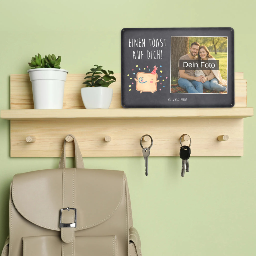 Personalisiertes Foto Blechschild Toast Party Vintage Blechschild Mit Wunschfoto, Personalisierte Wanddeko Aus Metall Mit Foto, Blechschild Als Geschenk Mit Bild, Blechschild Für Freunde Mit Wunschfoto, Blechschild Mit Wunschfoto, Blechschild Küche Mit Foto, Design Blechschild Mit Bild, Blechschild Handgemacht Mit Foto, Blechschild Wohnzimmer Mit Bild, Blechschild Mit Eigenem Bild, Metallschild Mit Foto, Blechschild Für Männer Mit Foto, Blechschild Für Balkon Mit Wunschbild, Blechschild Für Garten Mit Foto, Dekoschild Metall Mit Foto, Wandschild Mit Foto, Personalisierbares Blechschild Mit Foto, Lustiges Blechschild Mit Foto, Metallschild Mit Wunschfoto, Nostalgieschild Mit Foto, Blechschild Mit Bild Und Namen, Blechschild Für Frauen Mit Bild, Blechschild Zum Hinstellen Mit Bild, Türschild Mit Bild, Blechschild Zum Aufhängen Mit Foto, Blechschild Mit Foto, Retro Blechschild Mit Bild, Blechschild Mit Fotodruck, Spruchschild Mit Foto, Foto-Blechschild Für Zuhause, Liebe, Partner, Freund, Freundin, Ehemann, Ehefrau, Heiraten, Verlobung, Heiratsantrag, Liebesgeschenk, Jahrestag, Hocheitstag, Geschenk für Freundin, Liebesbeweis, Geschenk für Partner, Mitbringsel, für Männer, Hochzeitstag, Valentinstag, Geschenk für Frauen, für Ehemann