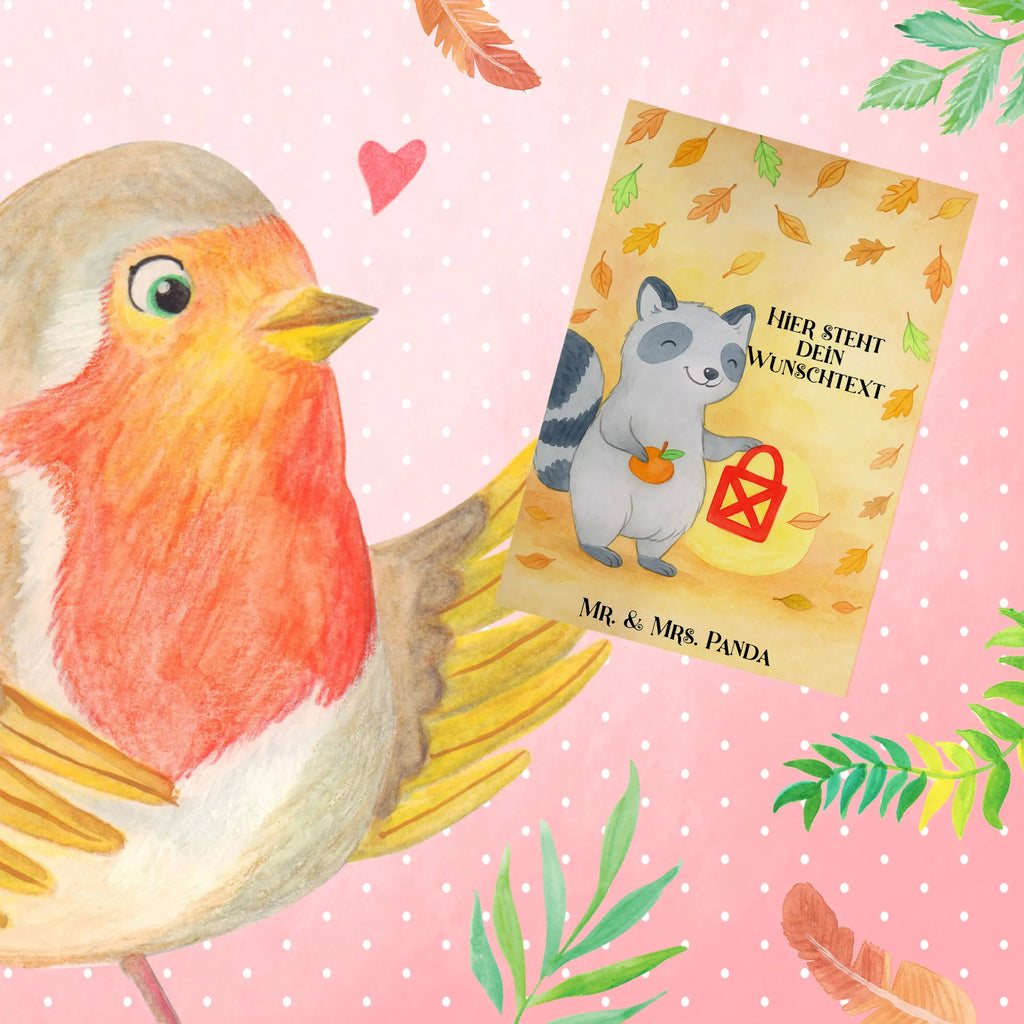 Personalisierte Grußkarte Waschbär Laterne Design Personalisierte Einladungskarte, Grußkarten personalisiert, Personalisierte Karte, Personalisierte Geburtstagskarte, Personalisierte Glückwunschkarte, Grußkarte als Geldgeschenk, Personalisierte Hochzeitskarte, Personalisierte Grußkarte, Personalisiertere Klappkarte, Grußkarte selbst gestalten, Grußkarte selber drucken, Grußkarte mit persönlichen Nachrichten, Grußkarte mit Namen, Halloween, Deko, Martinssingen, Dekoration, Geschenke, Schenken, Halloween Deko, Trick or Treat, Laterne, Herbst, Waschbär, Süßes sonst gibt's saures