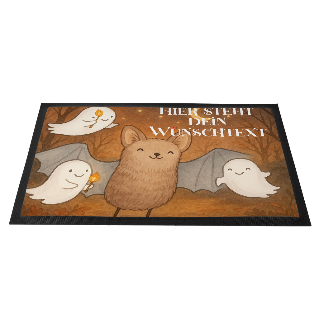 Personalisierte Fußmatte Fledermaus Gespenster Design Wunschnamen, Fußmatte bedrucken, Namensfussmatte, Personalisierte Fußmatte, Personalisiert, Fußmatte mit Namen, Personalisieruung, Türvorleger personalisiert, Haustürmatte personalisiert, Türvorleger mit Namen, Bedrucken, Halloween, Deko, Martinssingen, Dekoration, Geschenke, Schenken, Halloween Deko, Fledermaus, Trick or Treat, Süßes sonst gibt's saures, Gespenster