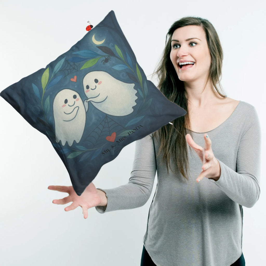 40x40 Kissen Gespenster  Liebe  Design sofakissen, Kissen, Zierkissen, Sofakissen, Kissenbezüge, Kissen 40x40 Waschbar, Kissenhülle, Kopfkissen, Kopfkissen 40x40, Couchkissen, sitzkissen, Motivkissen, Kissenhülle 40x40, Kissenbezug 40x40, Sofakissen 40x40, Dekokissen, Kissen 40x40, Dekokissen Sofa, Dekokissen 40x40, Halloween, Deko, Martinssingen, Dekoration, Geschenke, Schenken, Verliebt, Paar, Gespenst