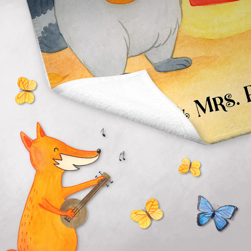 Guest towel Raccoon Lantern Design Gästehandtuch, Gästehandtücher, Handtuch Für Gäste, Gäste-Tuch, Kleines Handtuch, Handtuch Klein, Waschhandtuch, Handtuch Für Gäste-WC, Handtuch Für Toilette, Gästehandtuch Bad, Gästehandtuch Badezimmer, Handtuch Gästezimmer, Gästehandtuch Für Hotels, Gästehandtuch 30x50, Gästehandtuch Set, Gästehandtuch Baumwolle, Gästehandtuch Bio Baumwolle, Gästehandtuch Saugfähig, Gästehandtuch Weich, Gästehandtuch Hochwertig, Gästehandtuch Pflegeleicht, Gästehandtuch Waschbar, Gästehandtuch Strapazierfähig, Gästehandtuch Schnell Trocknend, Gästehandtuch Weiß, Gästehandtuch Beige, Gästehandtuch Grau, Gästehandtuch Schwarz, Gästehandtuch Bunt, Gästehandtuch Mit Muster, Gästehandtuch Mit Bordüre, Gästehandtuch Modern, Gästehandtuch Klassisch, Handtuch Gästeformat, Gästehandtuch Nachhaltig, Gästehandtuch Ökologisch, Halloween, Deko, Martinssingen, Dekoration, Geschenke, Schenken, Halloween Deko, Trick or Treat, Süßes sonst gibt's saures, Waschbär, Laterne, Herbst