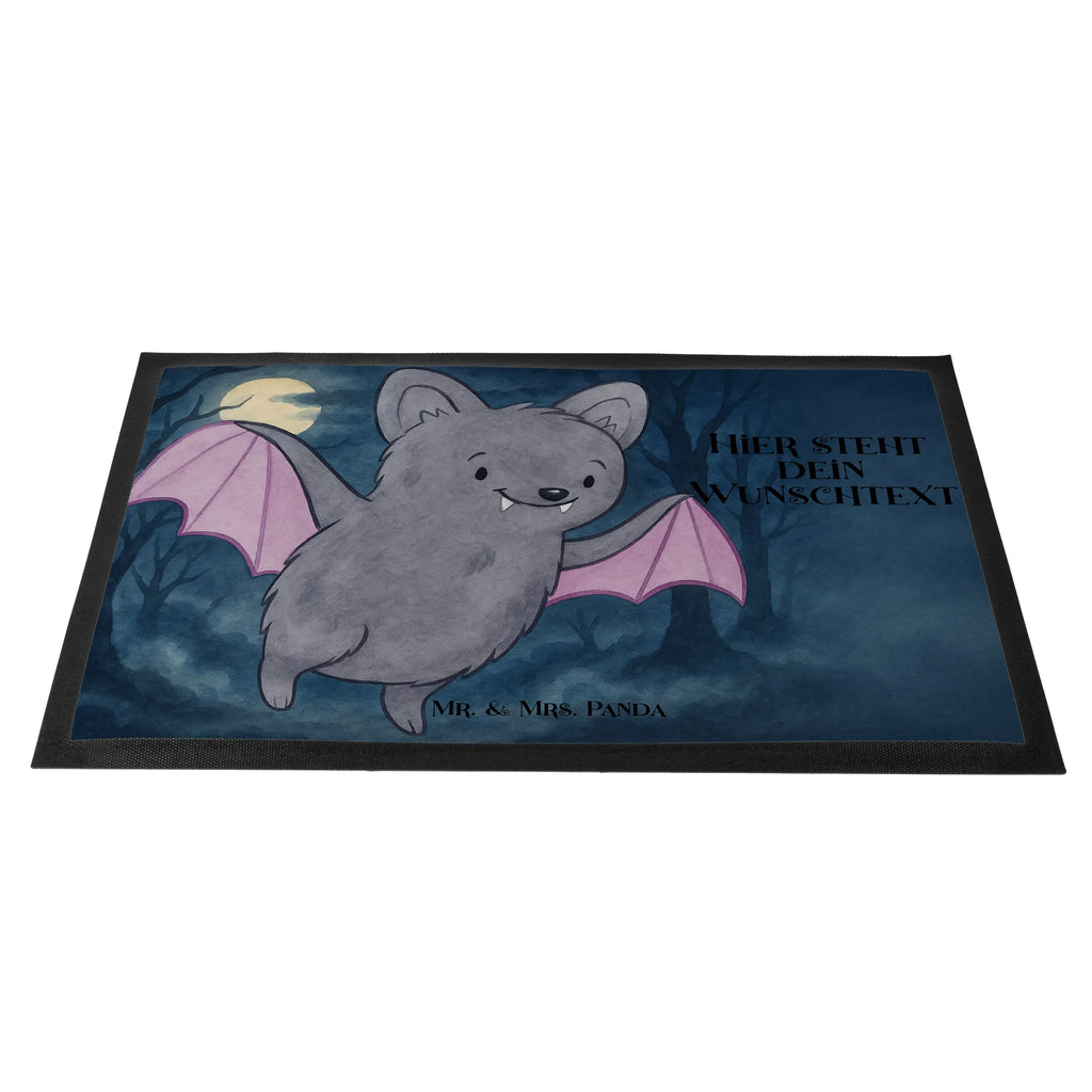 Personalisierte Fußmatte Fledermaus Erschrecken Design Fußmatte bedrucken, Haustürmatte personalisiert, Personalisieruung, Namensfussmatte, Personalisierte Fußmatte, Wunschnamen, Personalisiert, Türvorleger personalisiert, Türvorleger mit Namen, Bedrucken, Fußmatte mit Namen, Halloween, Deko, Martinssingen, Dekoration, Geschenke, Schenken