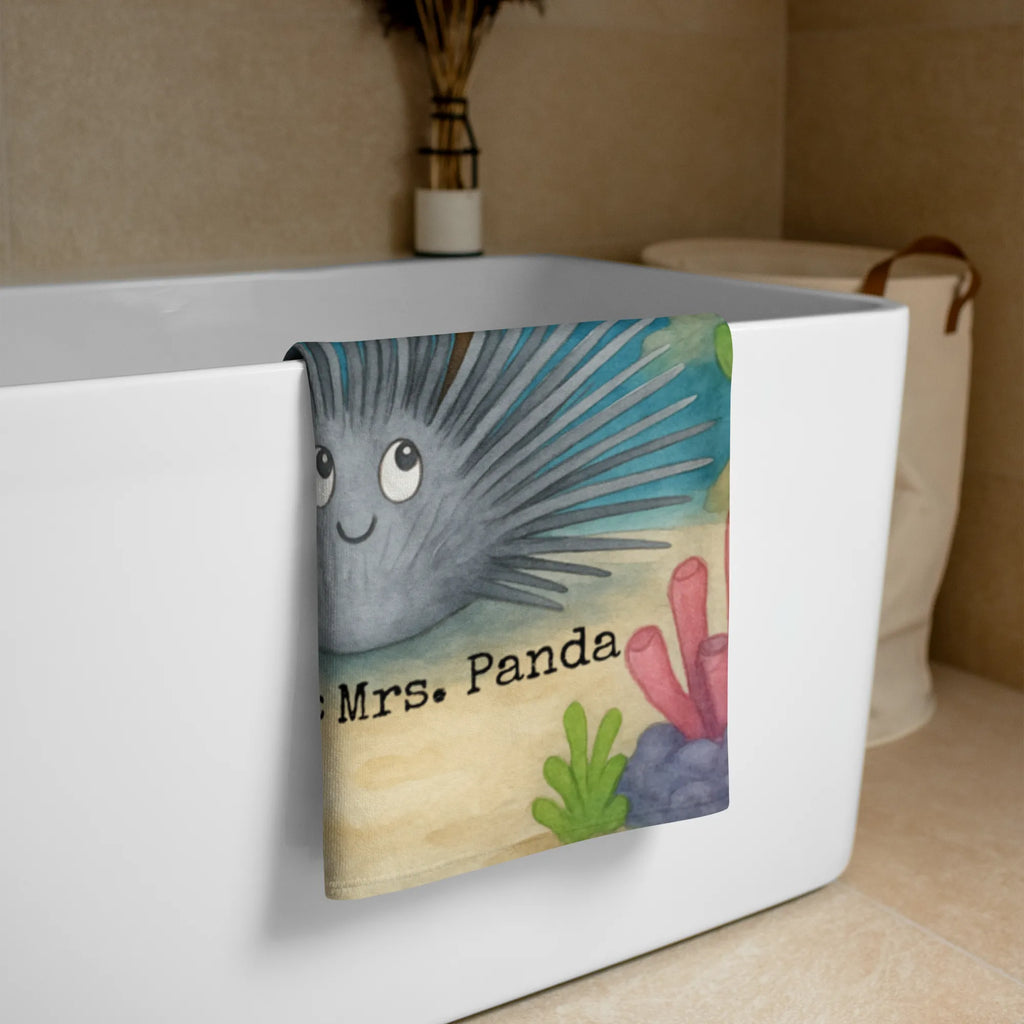 XL Badehandtuch Seeigel Design Mikrofaser Handtuch XL, Handtuch Für Wellness, XL Handtuch, Großes Handtuch, Extra Großes Handtuch, Handtuch XL Für Kinder, Handtuch XL Geschenkidee, XL Handtuch Mit Muster, Handtuch XL Für Männer, Pflegeleichtes Handtuch Groß, XL Handtuch Bunt, Design Handtuch XL, Handtuch Groß Für Sport, XL Handtuch Weiß, Strapazierfähiges XL Handtuch, Badetuch Extra Groß, Saunatuch XL, Handtuch Übergröße, Flauschiges Handtuch XL, Duschtuch XL, XL Handtuch Aus Bio Baumwolle, Handtuch XL Modern, Großes Handtuch Für Badezimmer, Handtuch Für Erwachsene XL, Waschbares Handtuch XL, Badehandtuch XL, Handtuch Für Dusche XL, Nachhaltiges Handtuch XL, Handtuch Für Sauna Groß, Handtuch XL Klassisch, Handtuch XL Aus Baumwolle, Handtuch Für Große Personen, Umweltfreundliches Handtuch Groß, Saugfähiges Großes Handtuch, Großes Handtuch Unifarben, Weiches XL Handtuch, Handtuch XL Für Frauen, Handtuch Für Strand XL, XL Handtuch Grau, Meerestiere, Meer, Urlaub, Achtsamkeit, Selbstliebe, Hier und Jetzt, Seeigel, Lebe, Selbstakzeptanz, Leben