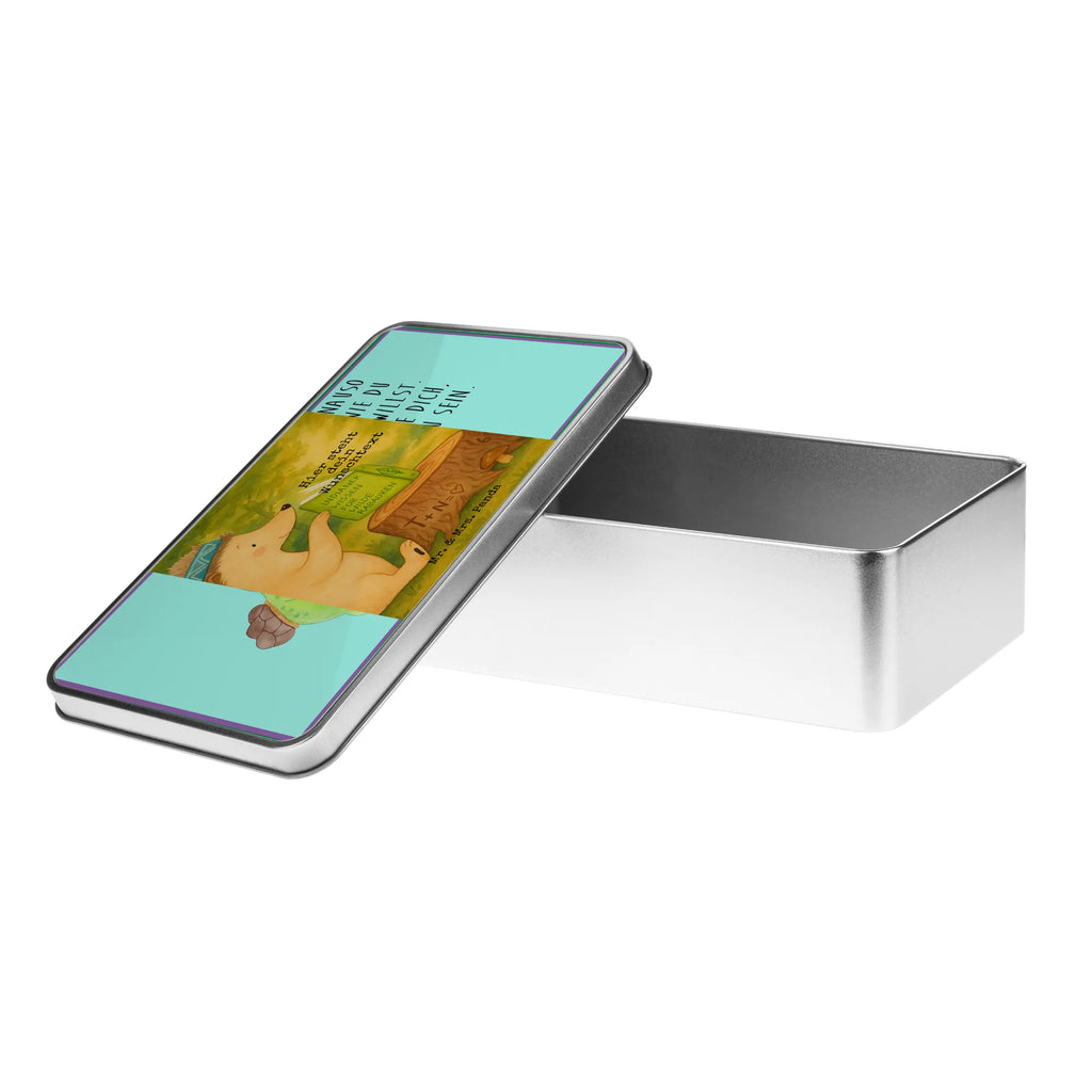 Personalisierte Metalldose Igel Federschmuck Design Geschenkverpackung Metall Mit Gravur, Metalldose Mit Liebevollem Text, Bedruckte Metalldose Mit Wunschtext, Blechdose Mit Gravur, Dose Aus Metall Mit Wunschtext, Süßigkeitendose Mit Namen, Metalldose Mit Namen, Metalldose Für Kinder Mit Namen, Deko Metalldose Personalisiert, Personalisierte Metalldose, Metalldose Zum Selbstgestalten, Runde Metalldose Mit Wunschtext, Teedose Mit Wunschtext, Basteldose Mit Wunschtext, Große Metalldose Mit Gravur, Aufbewahrungsbox Metall Mit Namen, Geschenkbox Metall Mit Namen, Kleine Metalldose Mit Text, Metalldose Mit Initialen, Metalldose Für Küche Mit Wunschtext, Retro Metalldose Mit Gravur, Keksdose Mit Gravur, Aufbewahrungsdose Metall Personalisiert, Vorratsdose Metall Mit Gravur, Blechdose Mit Spruch, Rechteckige Metalldose Mit Namen, Vintage Blechdose Personalisiert, Verpackungsdose Mit Wunschtext, Nostalgische Metalldose Mit Wunschtext, Metalldose Mit Wunschtext, Schmuckdose Metall Personalisiert, Vorratsbehälter Metall Mit Gravur, Personalisierbare Vorratsdose Metall, Metalldose Für Erwachsene Personalisiert, Waldtiere, Tiere, Abenteuer, Igel, Indianer, Lagerfeuer, Camping