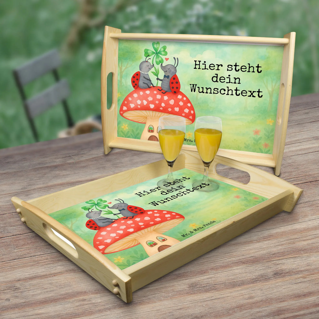 Personalisiertes Serviertablett Marienkäfer Fliegenpilz Design Personalisiertes Serviertablett, Personalisiertes Tablett, Personalisiertes Holztablett, Personalisiertes Küchentablett, Personalisiertes Dekotablett, Personalisiertes Frühstückstablett, Serviertablett mit Namen, Tablett mit Namen, Tiermotive, Gute Laune, lustige Sprüche, Tiere, Haus, Wohnung, zuhause, Fliegenpilz, Marienkäfer, Fleigenpilzhaus