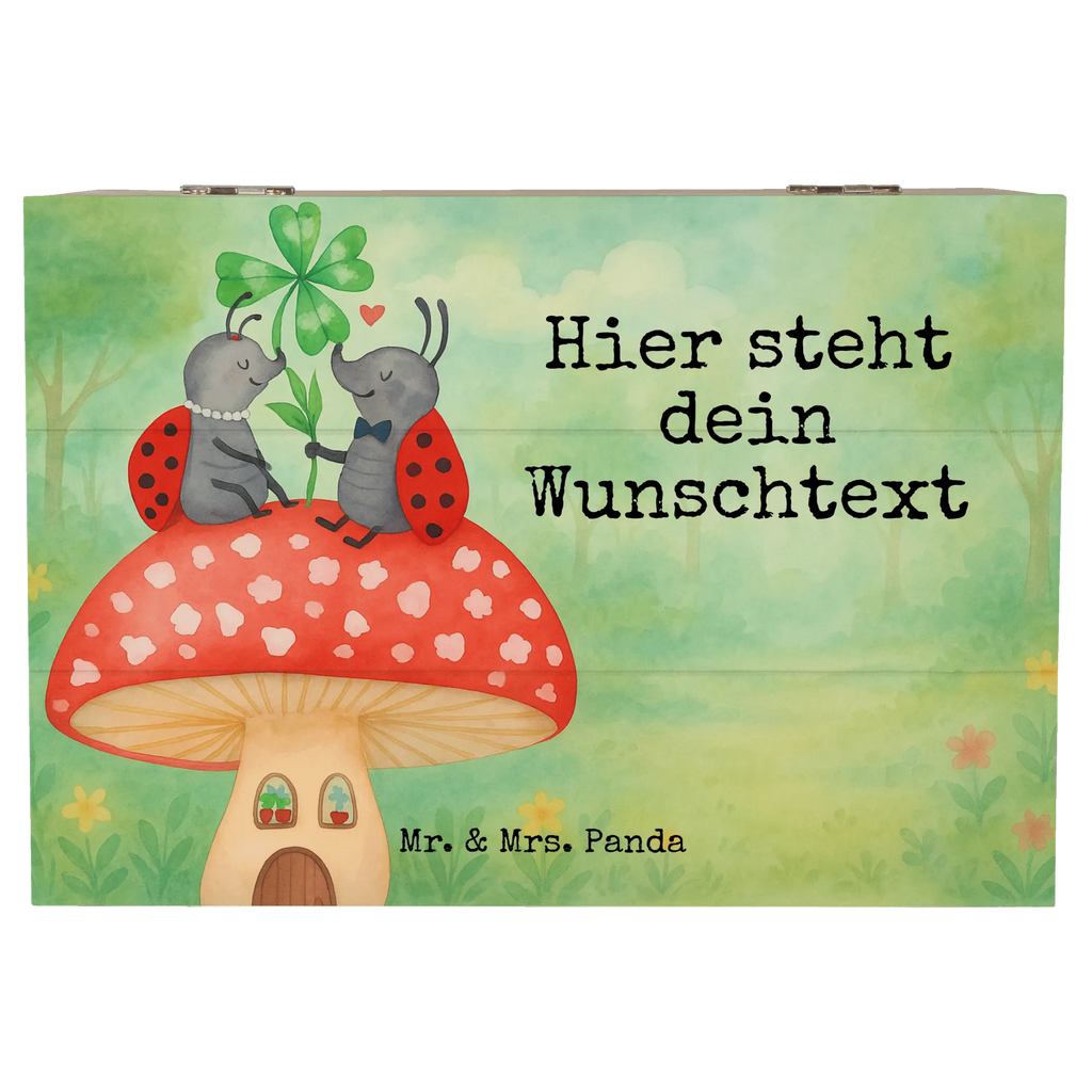 Personalisierte Holzkiste Marienkäfer Fliegenpilz Design Schatulle Personalisiert, Dekokiste Personalisiert, Kiste mit Namen, Erinnerungskiste Personalisiert, Aufbewahrungsbox Personalisiert, Dekokiste mit Namen, Schatulle mit Namen, Aufbewahrungsbox mit Namen, Erinnerungsbox Personalisiert, Truhe Personalisiert, GEschenkdose personalisiert, Holzkiste Personalisiert, Schatzkiste Personalisiert, Holzkiste mit Namen, Geschenkbox personalisiert, Erinnerungskiste, Schatzkiste mit Namen, Truhe mit Namen, mit Namen, Kiste Personalisiert, Erinnerungsbox mit Namen, Tiermotive, Gute Laune, lustige Sprüche, Tiere, Fliegenpilz, Marienkäfer, Haus, Fleigenpilzhaus, zuhause, Wohnung