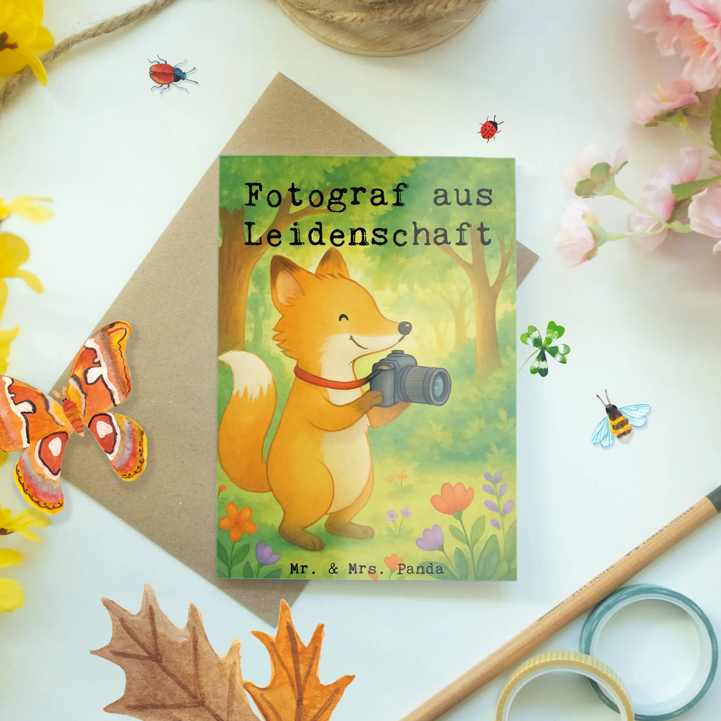 Grußkarte Fotograf Leidenschaft Design Einladungskarte, Klappkarte, Grußkarte, Ansichtskarten, Geburtstagskarte, Hochzeitskarte, Glückwunschkarte, Karte, Beruf, Ausbildung, Jubiläum, Abschied, Rente, Kollege, Kollegin, Geschenk, Schenken, Arbeitskollege, Mitarbeiter, Firma, Danke, Dankeschön, Fotoreporter, Fotograf, Hobbyfotograf, Profi Fotograf, Hochzeitsfotograf, Fotografie