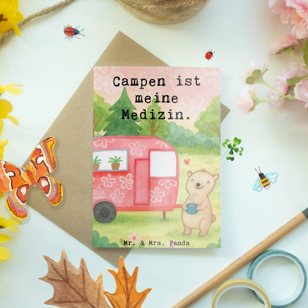 Grußkarte Bär Camper Design Einladungskarte, Ansichtskarten, Klappkarte, Glückwunschkarte, Karte, Geburtstagskarte, Grußkarte, Hochzeitskarte, Geschenk, Sport, Sportart, Hobby, Schenken, Danke, Dankeschön, Auszeichnung, Gewinn, Sportler, Urlaub, Campen, Zelten, Roadtrip, Wohnmobil, Camper, Campingplatz