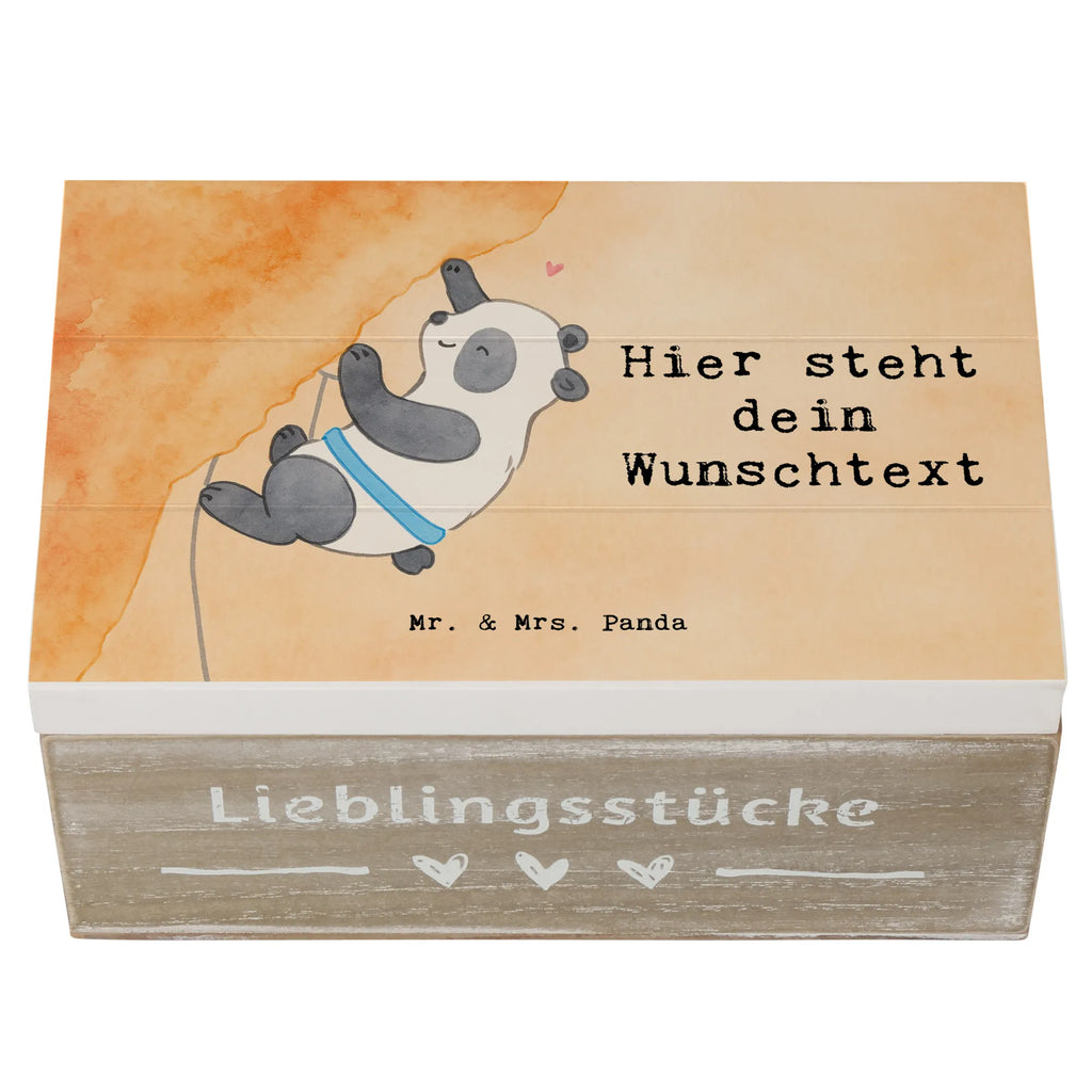 Personalisierte Holzkiste Panda Klettern Design Truhe mit Namen, Kiste mit Namen, Holzkiste mit Namen, Erinnerungsbox Personalisiert, Truhe Personalisiert, Erinnerungsbox mit Namen, Erinnerungskiste Personalisiert, Aufbewahrungsbox Personalisiert, Geschenkbox personalisiert, Dekokiste Personalisiert, Schatzkiste mit Namen, mit Namen, Schatulle Personalisiert, Holzkiste Personalisiert, Schatulle mit Namen, GEschenkdose personalisiert, Erinnerungskiste, Schatzkiste Personalisiert, Aufbewahrungsbox mit Namen, Dekokiste mit Namen, Kiste Personalisiert, Geschenk, Sport, Sportart, Hobby, Schenken, Danke, Dankeschön, Auszeichnung, Gewinn, Sportler, Klettern, Klettersport, Bouldern, Kletterhalle
