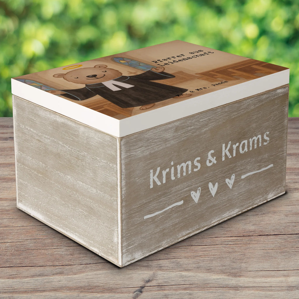 Holzkiste Pfarrer Leidenschaft Design XXL, Erinnerungsbox, Kiste, Holzkiste, Aufbewahrungsbox, Erinnerungskiste, Schatzkiste, Geschenkbox, Schatulle, Geschenkdose, Dekokiste, Truhe, Beruf, Ausbildung, Jubiläum, Abschied, Rente, Kollege, Kollegin, Geschenk, Schenken, Arbeitskollege, Mitarbeiter, Firma, Danke, Dankeschön, Pfarrer, Pastor, Prediger<br />Priester, Kirche, Theologe, Diener Gottes<br />Geistlicher