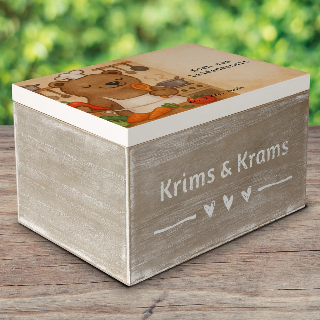 Holzkiste Koch Leidenschaft Design Geschenkdose, Holzkiste, Schatzkiste, Schatulle, Aufbewahrungsbox, XXL, Geschenkbox, Erinnerungsbox, Erinnerungskiste, Dekokiste, Kiste, Truhe, Beruf, Ausbildung, Jubiläum, Abschied, Rente, Kollege, Kollegin, Geschenk, Schenken, Arbeitskollege, Mitarbeiter, Firma, Danke, Dankeschön, Chefkoch, Küchenmeister, Restaurant, Fernsehkoch, Schiffskoch, Sternekoch, Koch, Küchenchef