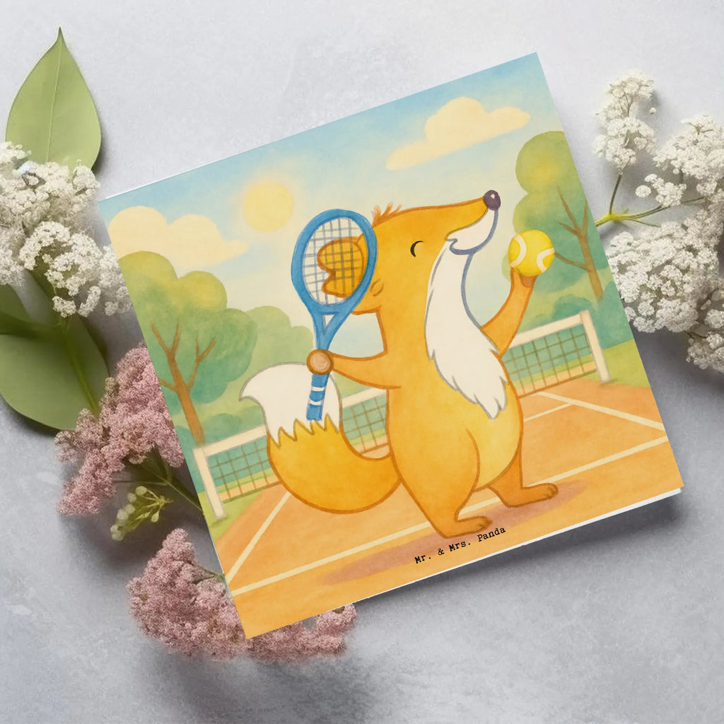 Deluxe Karte Fuchs Tennis spielen Design Grußkarte, Karte, Einladungskarte, Hochzeitskarte, Hochwertige Grußkarte, Klappkarte, Geburtstagskarte, Hochwertige Klappkarte, Glückwunschkarte, Geschenk, Sport, Sportart, Hobby, Schenken, Danke, Dankeschön, Auszeichnung, Gewinn, Sportler, Tennisclub, Tennis spielen, Tennis Turnier, Ballsportart, Tennisverein