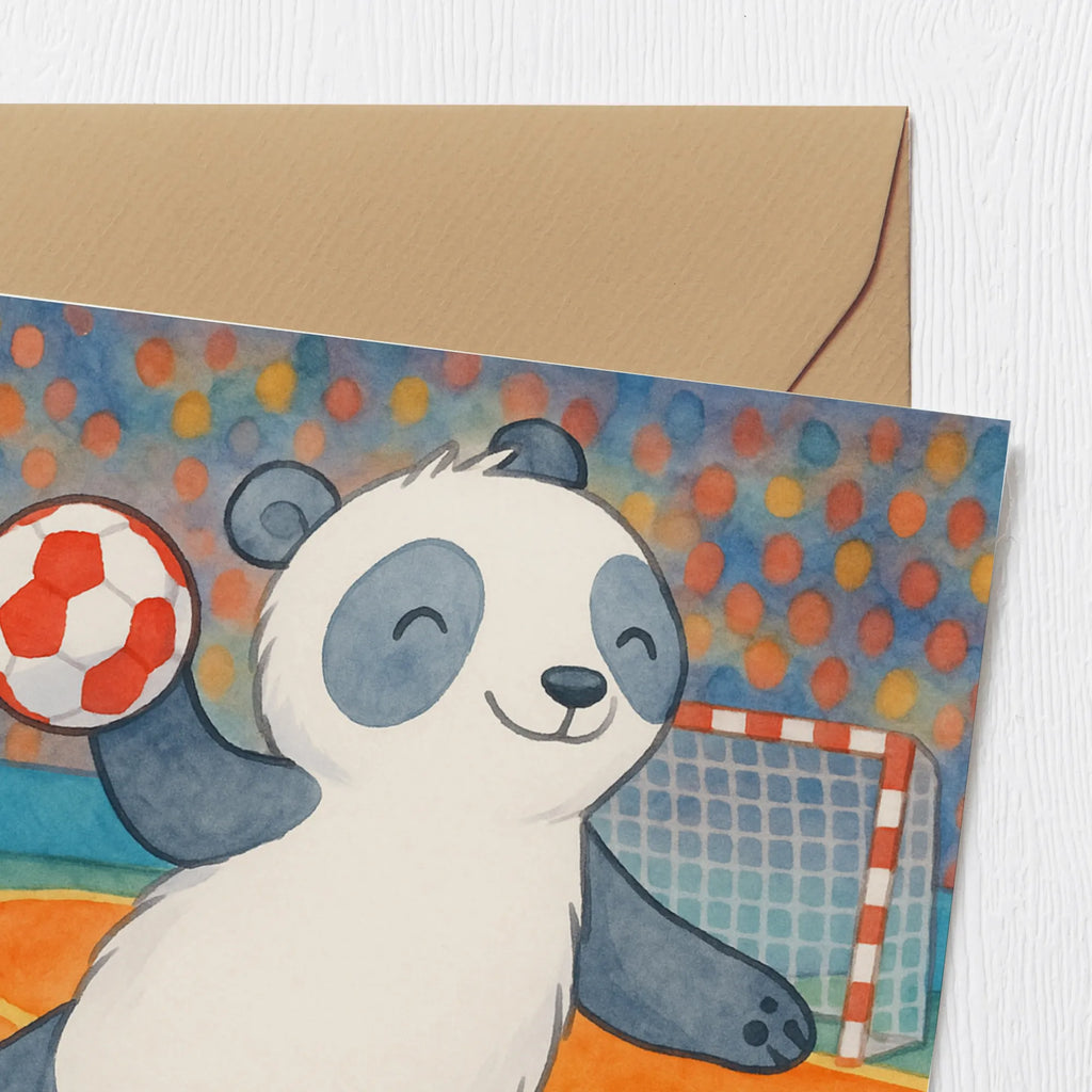 Deluxe Karte Panda Handball spielen Design Hochzeitskarte, Karte, Glückwunschkarte, Geburtstagskarte, Grußkarte, Hochwertige Klappkarte, Einladungskarte, Klappkarte, Hochwertige Grußkarte, Geschenk, Sport, Sportart, Hobby, Schenken, Danke, Dankeschön, Auszeichnung, Gewinn, Sportler, Handball Turnier, Handball Verein, Handball Club, Handball spielen