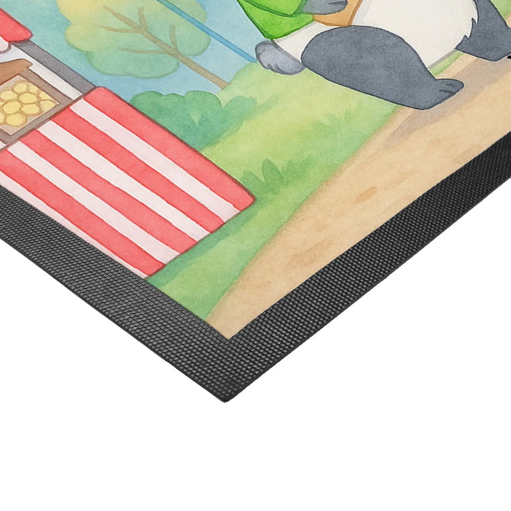 Fußmatte Pandas Freizeitpark besuchen Design Fußabtreter, Matte, Schmutzfangmatte, Sauberlaufmatte, Motivfußmatte, Schmutzfänger, Fußabstreifer außen, Türmatte, Fußmatte außen, Fußabtreter außen, Fußabstreifer, Haustürmatte, Vorleger, Fußmatte außen wetterfest, Fussmatten, Fussmatten online, Eingangsteppich, Schmutzfangmatte waschbar, Türvorleger, Schmutzfangteppich, Fußmatte waschbar, Fußmatte outdoor, Gummimatte, Gummi Matte, Schmutzmatte, Fußmatten, Fußmatte innen, Geschenk, Sport, Sportart, Hobby, Schenken, Danke, Dankeschön, Auszeichnung, Gewinn, Sportler, Freizeitpark besuchen, Achterbahn fahren