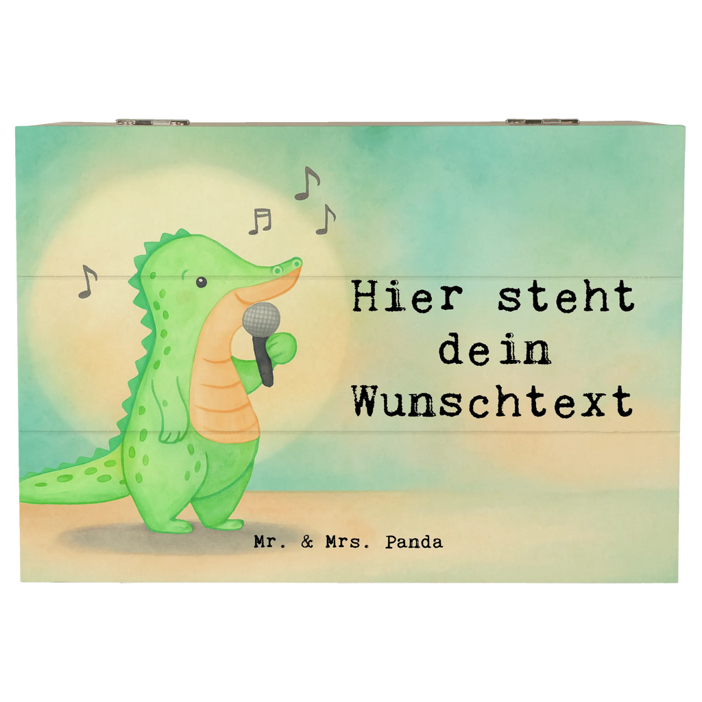 Personalisierte Holzkiste Krokodil Singen Design Kiste Personalisiert, Aufbewahrungsbox mit Namen, Truhe mit Namen, Schatzkiste mit Namen, Geschenkbox personalisiert, Truhe Personalisiert, Dekokiste mit Namen, Kiste mit Namen, Erinnerungsbox mit Namen, Schatulle Personalisiert, Erinnerungsbox Personalisiert, mit Namen, Schatzkiste Personalisiert, Holzkiste mit Namen, Aufbewahrungsbox Personalisiert, Erinnerungskiste, Dekokiste Personalisiert, Schatulle mit Namen, Holzkiste Personalisiert, GEschenkdose personalisiert, Erinnerungskiste Personalisiert, Geschenk, Sport, Sportart, Hobby, Schenken, Danke, Dankeschön, Auszeichnung, Gewinn, Sportler, Live Auftritt, Singen, Band, Hobbysänger, Gesang