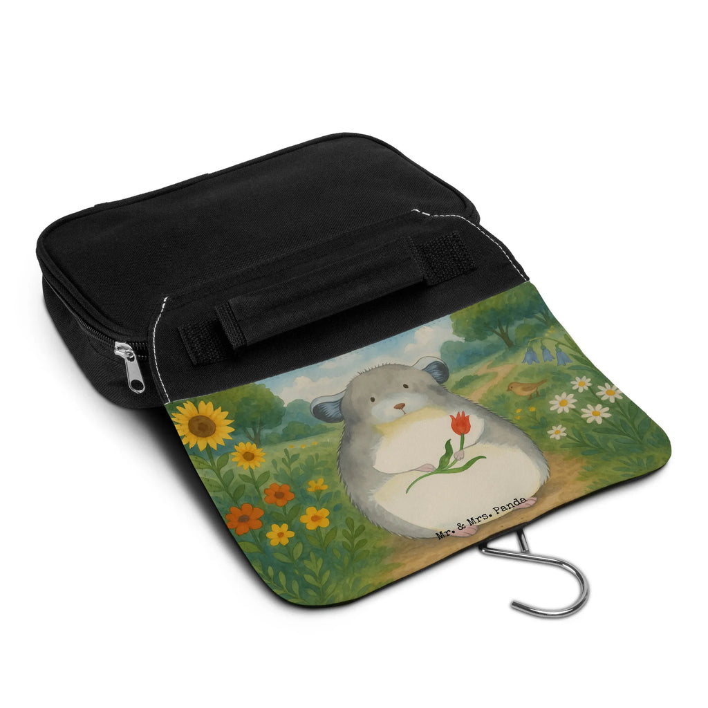 Kulturbeutel Chinchilla Blume Design Lustiger Kulturbeutel, Kulturbeutel Herren, Kulturbeutel für Herren, Moderner Kulturbeutel, Kulturbeutel Aus Stoff, Kulturbeutel Kompakt, Kulturbeutel Handgepäck, Kulturbeutel Damen, Kulturbeutel Zum Aufhängen, Reisebeutel, Kulturbeutel Mit Haken, Kulturbeutel Aus Kunststoff, Kulturbeutel Geschenkidee, Kulturbeutel Reise, Kulturbeutel Mit Fächern, Schlichter Kulturbeutel, Kulturbeutel Kinder, Edler Kulturbeutel, Kulturbeutel Groß, Kulturbeutel Mit Reißverschluss, Necessaire, Kulturbeutel Waschbar, Kulturbeutel Unisex, Kulturbeutel Mit Spiegel, Kulturtasche, Kulturbeutel Aus Baumwolle, Kulturbeutel, Waschbeutel, Kulturbeutel Wasserdicht, Kulturbeutel Transparent, Nachhaltiger Kulturbeutel, Kulturbeutel Set, Kulturbeutel Flugzeug, Kulturbeutel Für Urlaub, Kulturbeutel Für Wochenende, Kosmetiktasche, Kulturbeutel Organizer, Kulturbeutel Aus Filz, Kulturbeutel Aus Leder, Kulturbeutel Klein, Klassischer Kulturbeutel, Design Kulturbeutel, Umweltfreundlicher Kulturbeutel, Toilettentasche, Kulturbeutel Für Businessreise, Tiermotive, Gute Laune, lustige Sprüche, Tiere, Büro, Depressionen, Kummer, Liebeskummer, Chinchillas, Chaos, Glücklichsein, traurig sein, Chinchilla, Büroalltag