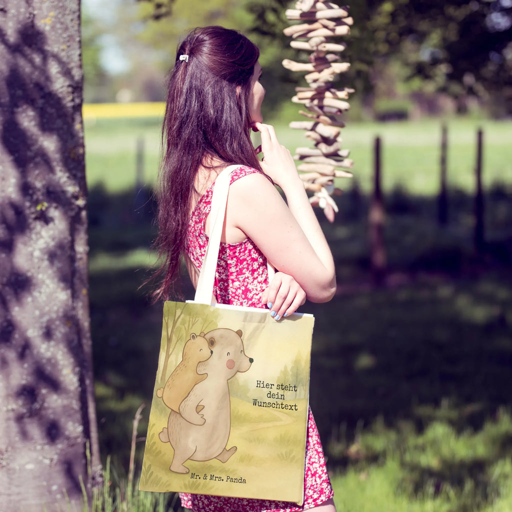 Personalisierte Einkaufstasche Papa Bär Design Leinentasche Mit Gravur, Tragetasche Für Einkäufe Personalisiert, Umweltfreundliche Tragetasche Mit Namen, Tragetasche Mit Spruch, Tragetasche Für Kinder Mit Wunschtext, Nachhaltige Tragetasche Personalisiert, Tragetasche Mit Initialen, Tragetasche Mit Motiv Und Wunschtext, Tragetasche Personalisiert, Kleine Tragetasche Mit Text, Tragetasche Selbst Gestalten, Einkaufstasche Personalisiert, Tragetasche Bedruckt Mit Wunschtext, Große Tragetasche Mit Namen, Tragetasche Mit Namen, Wiederverwendbare Tragetasche Mit Wunschtext, Personalisierte Tragetasche, Faltbare Tragetasche Mit Wunschtext, Tragetasche Für Herren Personalisiert, Tragetasche Modern Mit Gravur, Stofftasche Mit Wunschtext, Tragetasche Mit Wunschtext, Design Tragetasche Personalisiert, Tragetasche Mit Personalisierung, Tragetasche Für Alltag Mit Text, Jutetasche Mit Wunschtext, Tragetasche Für Schule Mit Wunschtext, Tragetasche Als Geschenk Mit Wunschtext, Tragetasche Mit Text, Vintage Tragetasche Mit Wunschtext, Bunte Tragetasche Mit Namen, Tragetasche Für Damen Mit Namen, Lustige Tragetasche Mit Text, Tragetasche Für Büro Mit Namen, Baumwolltasche Mit Namen, Familie, Vatertag, Muttertag, Bruder, Schwester, Mama, Papa, Oma, Opa, Geburtstag, Geschenk, Vater, Vati, Onkel, Papi