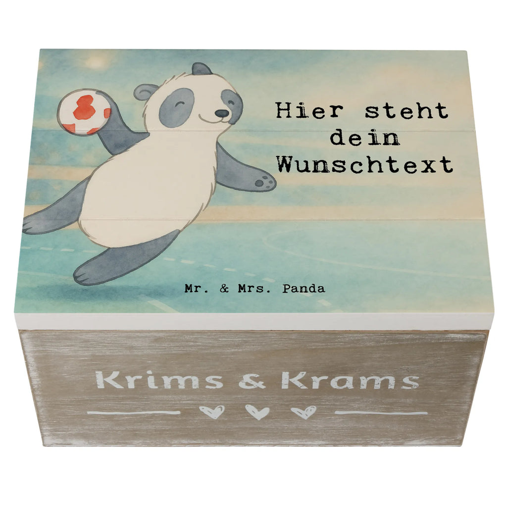 Personalisierte Holzkiste Panda Handball spielen Design Holzkiste Personalisiert, Schatulle Personalisiert, Schatzkiste Personalisiert, Holzkiste mit Namen, GEschenkdose personalisiert, Erinnerungskiste Personalisiert, Erinnerungsbox Personalisiert, Geschenkbox personalisiert, Aufbewahrungsbox Personalisiert, Kiste mit Namen, Truhe mit Namen, Dekokiste mit Namen, Schatulle mit Namen, Kiste Personalisiert, Schatzkiste mit Namen, Truhe Personalisiert, Erinnerungsbox mit Namen, Dekokiste Personalisiert, Aufbewahrungsbox mit Namen, Erinnerungskiste, mit Namen, Geschenk, Sport, Sportart, Hobby, Schenken, Danke, Dankeschön, Auszeichnung, Gewinn, Sportler, Handball Verein, Handball Club, Handball spielen, Handball Turnier