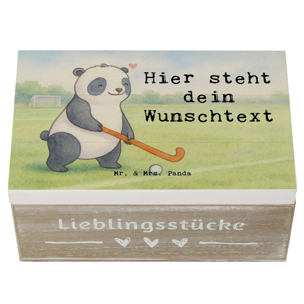 Personalisierte Holzkiste Panda Hockey spielen Design Geschenkbox personalisiert, Erinnerungskiste, Erinnerungsbox mit Namen, Kiste Personalisiert, Truhe mit Namen, Schatulle Personalisiert, mit Namen, Kiste mit Namen, Holzkiste Personalisiert, GEschenkdose personalisiert, Truhe Personalisiert, Schatulle mit Namen, Erinnerungsbox Personalisiert, Holzkiste mit Namen, Aufbewahrungsbox mit Namen, Erinnerungskiste Personalisiert, Schatzkiste mit Namen, Schatzkiste Personalisiert, Aufbewahrungsbox Personalisiert, Dekokiste mit Namen, Dekokiste Personalisiert, Geschenk, Sport, Sportart, Hobby, Schenken, Danke, Dankeschön, Auszeichnung, Gewinn, Sportler, Hockey spielen, Hockeyschläger, Feldhockey, Hockey Verein