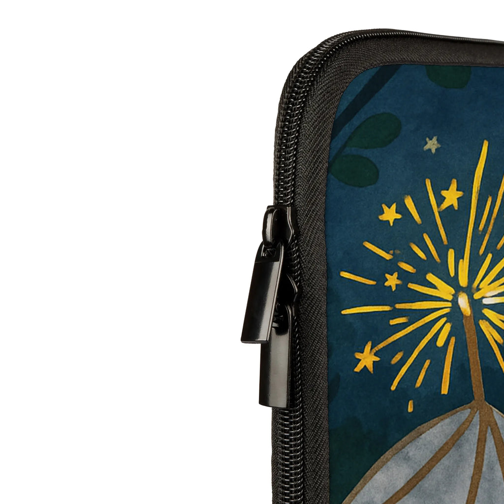 Personalisierte Notebook Tasche Fledermaus Zauberer Design Notebook-Sleeve Mit Wunschname, Personalisierte Notebooktasche, Notebooktasche Mit Namen, Laptop-Umhängetasche Mit Wunschname, Notebook-Tasche Mit Tragegriff Und Wunschname, Laptop-Messenger-Bag Mit Namen, Notebook-Tasche Business Mit Namensdruck, Notebook-Tasche Vintage Mit Namenslabel, Notebook-Tasche Für 13 Zoll Mit Wunschname, Notebook-Tasche Für 15 Zoll Mit Namensgravur, Notebook-Tasche Klassisch Mit Wunschname, Laptophülle Mit Namen, Notebook-Tasche Aus Nylon Mit Namensdruck, Notebook-Tasche Minimalistisch Mit Namen, Notebook-Tasche Reisegeeignet Mit Wunschname, Notebook-Tasche Casual Mit Namen, Laptop-Hülle Mit Namensgravur, Notebookhülle Mit Namensdruck, Notebook-Case Mit Namenslabel, Notebook-Tasche Mit Organizer Und Namen, Notebook-Tasche Aus Canvas Mit Namen, Notebook-Aktentasche Mit Namenslabel, Notebook-Tasche Modern Mit Namen, Notebook-Tasche Gepolstert Mit Wunschname, Laptop-Case Mit Wunschname, Notebook-Tasche Leicht Mit Namensgravur, Notebook-Tasche Büro Mit Namensgravur, Notebook-Tasche Für 17 Zoll Mit Namen, Notebook-Tasche Wasserfest Mit Namensgravur, Notebook-Tasche Rucksackstil Mit Wunschname, Notebook-Tasche Mit Zubehörfach Und Namen, Laptop-Rucksack Mit Namensschild, Laptop-Sleeve Mit Namen, Notebook-Tasche Für Damen Mit Wunschname, Notebook-Umhängetasche Mit Namen, Notebook-Tasche Slim Mit Wunschname, Notebook-Tasche Mit Reißverschluss Und Namen, Notebook-Tasche Studenten Mit Namen, Laptop-Aktentasche Mit Wunschname, Notebook-Tasche Aus Leder Mit Namen, Notebook-Rucksack Mit Namen, Notebook-Tasche Für Herren Mit Namensgravur, Laptoptasche Mit Wunschname, Notebook-Tasche Ergonomisch Mit Namen, Notebook-Tasche Robust Mit Wunschname, Notebook-Tasche Aus Neopren Mit Wunschname, Notebook-Querträger Mit Namensgravur, Notebook-Tasche Mit Schultergurt Mit Namenslabel, Tiermotive, Gute Laune, lustige Sprüche, Tiere, reinsteigern, Fledermaus, Frauen, Zauberer, Fledermäuse, Magier