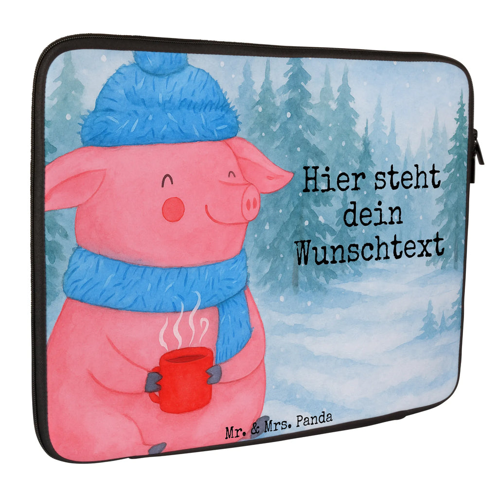 Personalisierte Notebook Tasche Schwein Glühwein Design Notebook-Tasche Mit Reißverschluss Und Namen, Notebook-Case Mit Namenslabel, Notebook-Tasche Casual Mit Namen, Laptop-Messenger-Bag Mit Namen, Notebook-Tasche Klassisch Mit Wunschname, Notebook-Tasche Mit Schultergurt Mit Namenslabel, Notebook-Tasche Rucksackstil Mit Wunschname, Notebook-Tasche Aus Canvas Mit Namen, Notebook-Tasche Mit Organizer Und Namen, Notebookhülle Mit Namensdruck, Notebook-Tasche Mit Zubehörfach Und Namen, Notebook-Tasche Für Damen Mit Wunschname, Laptop-Aktentasche Mit Wunschname, Notebook-Tasche Ergonomisch Mit Namen, Notebook-Rucksack Mit Namen, Notebook-Tasche Für 17 Zoll Mit Namen, Notebook-Tasche Robust Mit Wunschname, Notebook-Aktentasche Mit Namenslabel, Notebook-Tasche Aus Neopren Mit Wunschname, Notebook-Tasche Büro Mit Namensgravur, Notebook-Tasche Für Herren Mit Namensgravur, Notebook-Sleeve Mit Wunschname, Notebook-Tasche Wasserfest Mit Namensgravur, Notebook-Tasche Modern Mit Namen, Notebook-Tasche Aus Nylon Mit Namensdruck, Laptop-Sleeve Mit Namen, Notebook-Querträger Mit Namensgravur, Laptop-Umhängetasche Mit Wunschname, Laptop-Rucksack Mit Namensschild, Notebook-Umhängetasche Mit Namen, Notebook-Tasche Für 13 Zoll Mit Wunschname, Notebook-Tasche Minimalistisch Mit Namen, Notebook-Tasche Aus Leder Mit Namen, Notebook-Tasche Gepolstert Mit Wunschname, Laptoptasche Mit Wunschname, Laptop-Case Mit Wunschname, Notebook-Tasche Studenten Mit Namen, Notebook-Tasche Slim Mit Wunschname, Notebook-Tasche Leicht Mit Namensgravur, Laptophülle Mit Namen, Notebooktasche Mit Namen, Laptop-Hülle Mit Namensgravur, Personalisierte Notebooktasche, Notebook-Tasche Business Mit Namensdruck, Notebook-Tasche Vintage Mit Namenslabel, Notebook-Tasche Mit Tragegriff Und Wunschname, Notebook-Tasche Reisegeeignet Mit Wunschname, Notebook-Tasche Für 15 Zoll Mit Namensgravur, Winter, Weihnachten, Weihnachtsdeko, Nikolaus, Advent, Heiligabend, Wintermotiv, Glühschwein, Glühwein, Punsch, Weihnachtsmarkt
