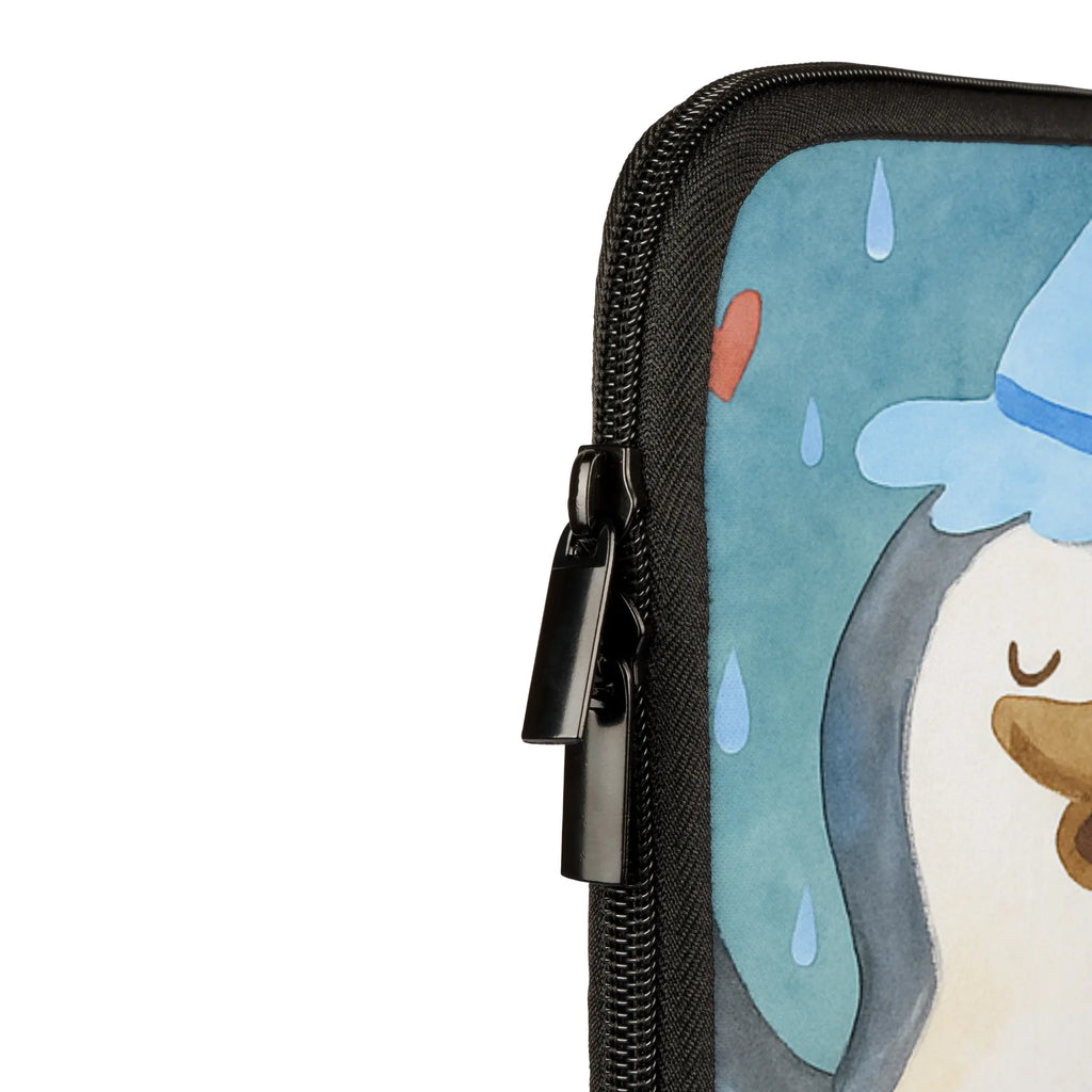 Personalisierte Notebook Tasche Pinguin Duschen Design Laptop-Umhängetasche Mit Wunschname, Laptop-Hülle Mit Namensgravur, Notebook-Tasche Aus Neopren Mit Wunschname, Notebook-Tasche Casual Mit Namen, Laptophülle Mit Namen, Notebook-Tasche Modern Mit Namen, Notebook-Tasche Für 15 Zoll Mit Namensgravur, Notebook-Tasche Mit Organizer Und Namen, Notebook-Sleeve Mit Wunschname, Notebook-Tasche Aus Leder Mit Namen, Notebook-Tasche Wasserfest Mit Namensgravur, Notebook-Tasche Robust Mit Wunschname, Notebook-Tasche Slim Mit Wunschname, Notebook-Tasche Leicht Mit Namensgravur, Laptop-Sleeve Mit Namen, Notebook-Tasche Aus Canvas Mit Namen, Notebooktasche Mit Namen, Laptop-Aktentasche Mit Wunschname, Notebook-Tasche Für 17 Zoll Mit Namen, Notebook-Rucksack Mit Namen, Notebook-Tasche Mit Schultergurt Mit Namenslabel, Laptop-Rucksack Mit Namensschild, Notebook-Tasche Mit Reißverschluss Und Namen, Laptop-Messenger-Bag Mit Namen, Notebook-Tasche Mit Zubehörfach Und Namen, Notebook-Umhängetasche Mit Namen, Notebook-Tasche Ergonomisch Mit Namen, Notebook-Tasche Aus Nylon Mit Namensdruck, Notebook-Tasche Mit Tragegriff Und Wunschname, Notebook-Tasche Klassisch Mit Wunschname, Notebook-Tasche Für Herren Mit Namensgravur, Notebook-Tasche Studenten Mit Namen, Notebook-Aktentasche Mit Namenslabel, Notebook-Querträger Mit Namensgravur, Notebook-Tasche Reisegeeignet Mit Wunschname, Personalisierte Notebooktasche, Notebook-Tasche Für 13 Zoll Mit Wunschname, Notebook-Tasche Vintage Mit Namenslabel, Notebook-Tasche Für Damen Mit Wunschname, Notebook-Tasche Gepolstert Mit Wunschname, Notebookhülle Mit Namensdruck, Laptop-Case Mit Wunschname, Laptoptasche Mit Wunschname, Notebook-Tasche Rucksackstil Mit Wunschname, Notebook-Case Mit Namenslabel, Notebook-Tasche Business Mit Namensdruck, Notebook-Tasche Büro Mit Namensgravur, Notebook-Tasche Minimalistisch Mit Namen, Pinguin, Dusche, Neustart, duschen, Lebensmotto, Neuanfang, Pinguine, Motivation, glücklich sein