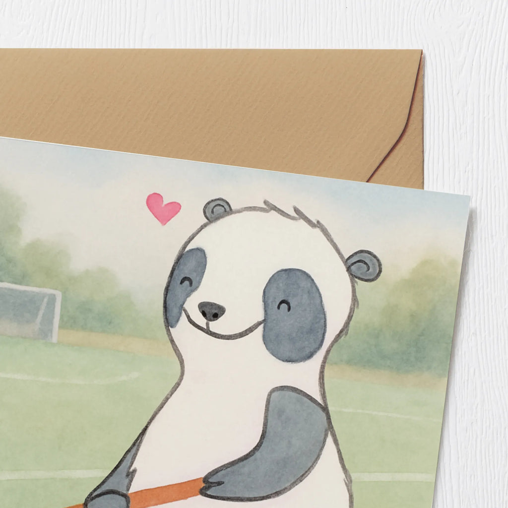 Deluxe Karte Panda Hockey spielen Design Hochwertige Grußkarte, Glückwunschkarte, Einladungskarte, Klappkarte, Karte, Geburtstagskarte, Hochzeitskarte, Grußkarte, Hochwertige Klappkarte, Geschenk, Sport, Sportart, Hobby, Schenken, Danke, Dankeschön, Auszeichnung, Gewinn, Sportler, Hockeyschläger, Feldhockey, Hockey spielen, Hockey Verein