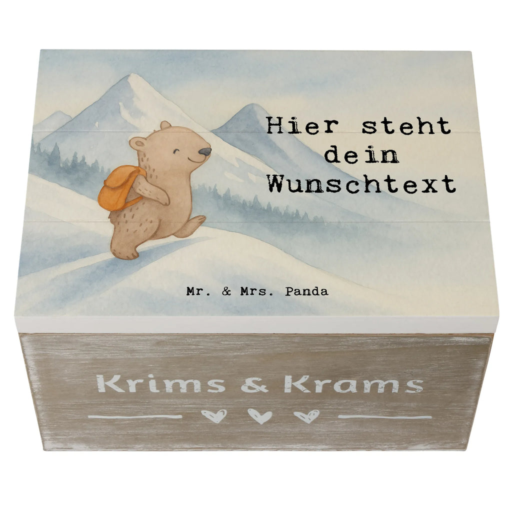 Personalisierte Holzkiste Bär Bergsteigen Design Dekokiste mit Namen, GEschenkdose personalisiert, mit Namen, Holzkiste Personalisiert, Kiste mit Namen, Erinnerungskiste, Aufbewahrungsbox Personalisiert, Truhe Personalisiert, Schatulle Personalisiert, Truhe mit Namen, Erinnerungskiste Personalisiert, Schatulle mit Namen, Erinnerungsbox Personalisiert, Geschenkbox personalisiert, Holzkiste mit Namen, Schatzkiste mit Namen, Dekokiste Personalisiert, Aufbewahrungsbox mit Namen, Kiste Personalisiert, Schatzkiste Personalisiert, Erinnerungsbox mit Namen, Geschenk, Sport, Sportart, Hobby, Schenken, Danke, Dankeschön, Auszeichnung, Gewinn, Sportler, Bergsteigen, Alpinismus, Alpinwandern, Bergsport, Trekking, wandern