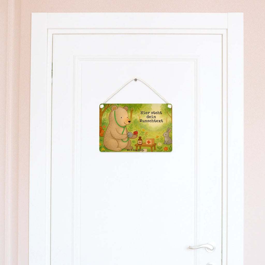 Personalisiertes Deko Schild Bär Arzt Design Schild Zum Aufstellen Mit Wunschtext, Holzschild Mit Wunschtext, Deko Schild Mit Wunschtext, Rustikales Deko Schild Personalisiert, Lustiges Deko Schild Mit Wunschtext, Vintage Deko Schild Mit Gravur, Schild Mit Botschaft, Deko Schild Für Wohnzimmer Mit Wunschtext, Deko Schild Mit Herz Und Text, Wandschild Mit Text, Kleines Deko Schild Mit Wunschtext, Deko Wandtafel Mit Namen, Deko Schild Für Freunde Mit Namen, Deko Schild Mit Blumenmotiv Und Gravur, Personalisiertes Deko Schild, Landhausstil Schild Mit Namen, Deko Schild Für Garten Mit Wunschtext, Modernes Deko Schild Mit Text, Shabby Chic Schild Mit Wunschtext, Metallschild Personalisiert, Spruchschild Mit Wunschtext, Großes Deko Schild Personalisiert, Deko Schild Als Geschenk Personalisiert, Geschenkidee Deko Schild Mit Text, Deko Schild Für Flur Mit Gravur, Deko Schild Für Balkon Mit Namen, Schild Zum Hinstellen Mit Text, Dekoschild Personalisiert, Deko Schild Mit Gravur, Liebevoll Gestaltetes Deko Schild Mit Wunschtext, Deko Schild Für Küche Personalisiert, Deko Schild Selbst Gestalten, Deko Schild Mit Spruch, Schild Mit Individuellem Text, Deko Schild Für Familie Mit Text, Deko Schild Mit Namen, Türschild Mit Namen, Bär, Teddy, Teddybär, Doktor, Professor, Doktorin, Professorin, Ärztin, Arzt