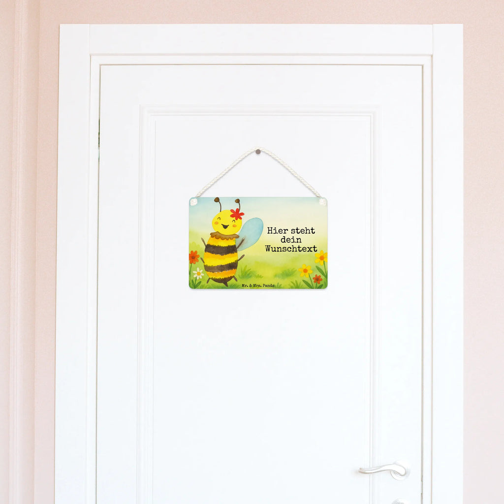 Personalisiertes Deko Schild Biene Happy Design Deko Schild Selbst Gestalten, Deko Schild Für Freunde Mit Namen, Deko Schild Mit Namen, Dekoschild Personalisiert, Deko Schild Für Familie Mit Text, Liebevoll Gestaltetes Deko Schild Mit Wunschtext, Schild Zum Hinstellen Mit Text, Rustikales Deko Schild Personalisiert, Modernes Deko Schild Mit Text, Schild Mit Botschaft, Türschild Mit Namen, Metallschild Personalisiert, Spruchschild Mit Wunschtext, Deko Schild Für Wohnzimmer Mit Wunschtext, Deko Schild Für Garten Mit Wunschtext, Wandschild Mit Text, Geschenkidee Deko Schild Mit Text, Deko Schild Für Flur Mit Gravur, Vintage Deko Schild Mit Gravur, Kleines Deko Schild Mit Wunschtext, Deko Wandtafel Mit Namen, Deko Schild Mit Herz Und Text, Shabby Chic Schild Mit Wunschtext, Personalisiertes Deko Schild, Deko Schild Mit Spruch, Holzschild Mit Wunschtext, Schild Mit Individuellem Text, Großes Deko Schild Personalisiert, Deko Schild Für Balkon Mit Namen, Deko Schild Mit Gravur, Deko Schild Mit Wunschtext, Lustiges Deko Schild Mit Wunschtext, Deko Schild Als Geschenk Personalisiert, Landhausstil Schild Mit Namen, Deko Schild Mit Blumenmotiv Und Gravur, Deko Schild Für Küche Personalisiert, Schild Zum Aufstellen Mit Wunschtext, Biene, Wespe, Hummel