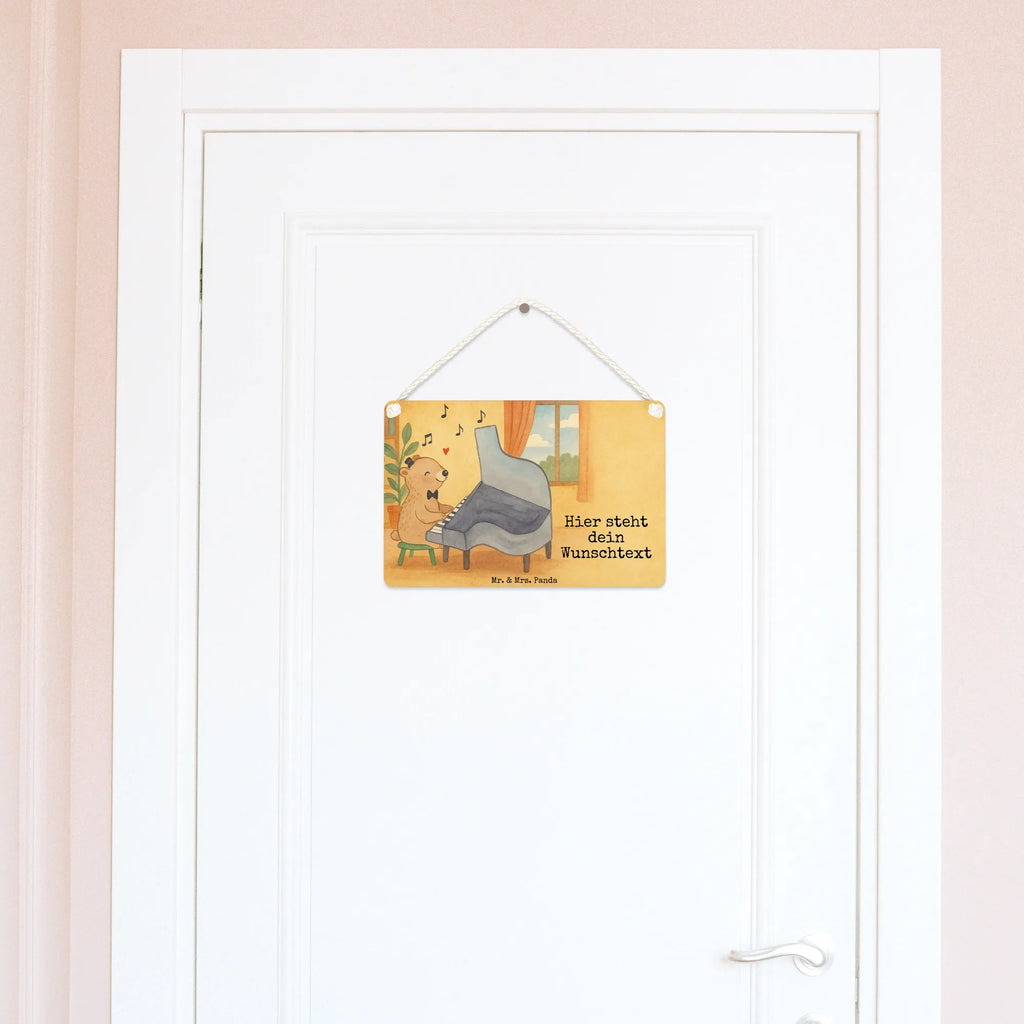 Personalisiertes Deko Schild Bär Klavier Design Deko Schild Als Geschenk Personalisiert, Deko Schild Für Flur Mit Gravur, Modernes Deko Schild Mit Text, Holzschild Mit Wunschtext, Deko Schild Mit Spruch, Deko Schild Für Balkon Mit Namen, Liebevoll Gestaltetes Deko Schild Mit Wunschtext, Vintage Deko Schild Mit Gravur, Deko Schild Für Freunde Mit Namen, Kleines Deko Schild Mit Wunschtext, Landhausstil Schild Mit Namen, Schild Mit Individuellem Text, Türschild Mit Namen, Deko Schild Mit Gravur, Deko Schild Für Küche Personalisiert, Metallschild Personalisiert, Shabby Chic Schild Mit Wunschtext, Deko Schild Mit Blumenmotiv Und Gravur, Personalisiertes Deko Schild, Deko Schild Für Familie Mit Text, Schild Zum Aufstellen Mit Wunschtext, Deko Schild Für Wohnzimmer Mit Wunschtext, Deko Schild Für Garten Mit Wunschtext, Geschenkidee Deko Schild Mit Text, Deko Wandtafel Mit Namen, Wandschild Mit Text, Deko Schild Mit Namen, Schild Mit Botschaft, Spruchschild Mit Wunschtext, Lustiges Deko Schild Mit Wunschtext, Deko Schild Selbst Gestalten, Dekoschild Personalisiert, Rustikales Deko Schild Personalisiert, Deko Schild Mit Herz Und Text, Schild Zum Hinstellen Mit Text, Großes Deko Schild Personalisiert, Deko Schild Mit Wunschtext, Instrumente, Geschenke Musiker, Musikliebhaber, Konzert, Klassik, Flügel, Klavier, Pianist, Bär
