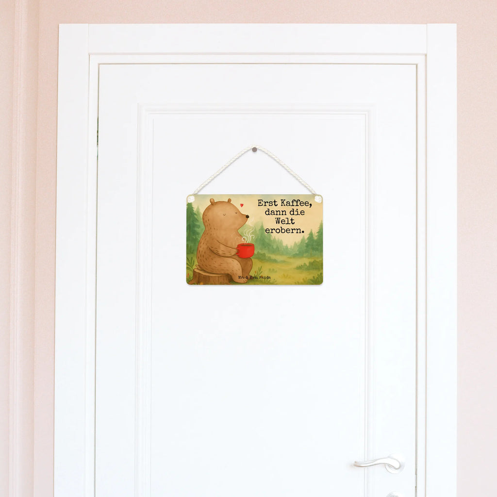 Deko Schild Bär Kaffee Design Deko schild Landhausstil, Deko schild Für Wohnzimmer, Schild Aus Holz, Deko Schild, Deko schild Mit Motiv, Shabby Chic Schild, Dekoschild Für Familie, Deko Wandtafel, Deko schild Mit Lebensweisheit, Dekoschild, Dekos child Für Garten, Türschild, Wanddeko Schild, Schild Zum Aufstellen, Dekoschild Geschenk, Deko schild Liebevoll Gestaltet, Vintage Schild, Deko schild Für Küche, Metallschild, Dekoschild Zum Aufhängen, Türschild Mit Spruch, Dekoschild Groß, Dekoschild Klein, Deko schild Mit Herz, Holzschild, Rustikales Deko schild, Wandschild, Dekoschild Für Flur, Dekoschild Für Badezimmer, Spruchschild, Deko schild Für Balkon, Deko schild Mit Blumenmotiv, Deko schild Modern, Dekoschild Handgemacht, Schild Zum Hinstellen, Schild Aus Metall, Dekoschild Für Freunde, Lustiges Deko schild, Dekoschild Aus Holz, Deko schild Mit Spruch, Bär, Teddy, Teddybär, guten Morgen, Motivation, Welt erobern, Kaffee, Morgenroutine, Bären, Welt retten, Coffee