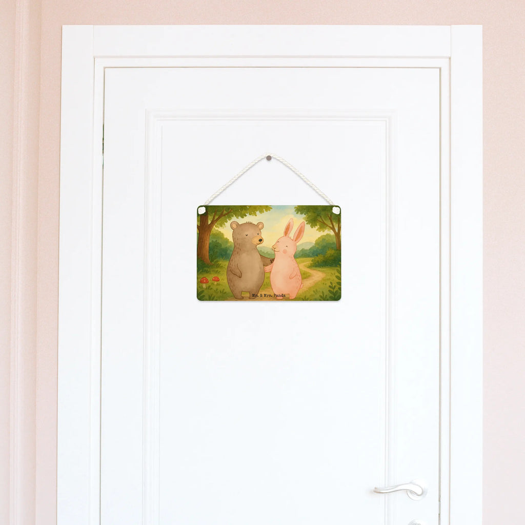 Deko Schild Bär und Hase Umarmen Design Deko schild Mit Herz, Schild Zum Aufstellen, Deko schild Für Wohnzimmer, Schild Aus Metall, Dekoschild Für Freunde, Shabby Chic Schild, Rustikales Deko schild, Holzschild, Vintage Schild, Metallschild, Dekoschild, Deko schild Mit Blumenmotiv, Dekoschild Zum Aufhängen, Dekos child Für Garten, Schild Zum Hinstellen, Dekoschild Groß, Dekoschild Klein, Deko schild Landhausstil, Dekoschild Aus Holz, Dekoschild Für Flur, Deko schild Modern, Türschild, Spruchschild, Deko Schild, Dekoschild Handgemacht, Dekoschild Geschenk, Deko schild Für Balkon, Dekoschild Für Badezimmer, Deko Wandtafel, Deko schild Liebevoll Gestaltet, Deko schild Mit Spruch, Lustiges Deko schild, Deko schild Mit Lebensweisheit, Deko schild Für Küche, Schild Aus Holz, Wandschild, Dekoschild Für Familie, Wanddeko Schild, Deko schild Mit Motiv, Türschild Mit Spruch, Liebe, Partner, Freund, Freundin, Ehemann, Ehefrau, Heiraten, Verlobung, Heiratsantrag, Liebesgeschenk, Jahrestag, Hocheitstag, best friends, Bär, Hase, Freunde, bester Freund, Bärchen