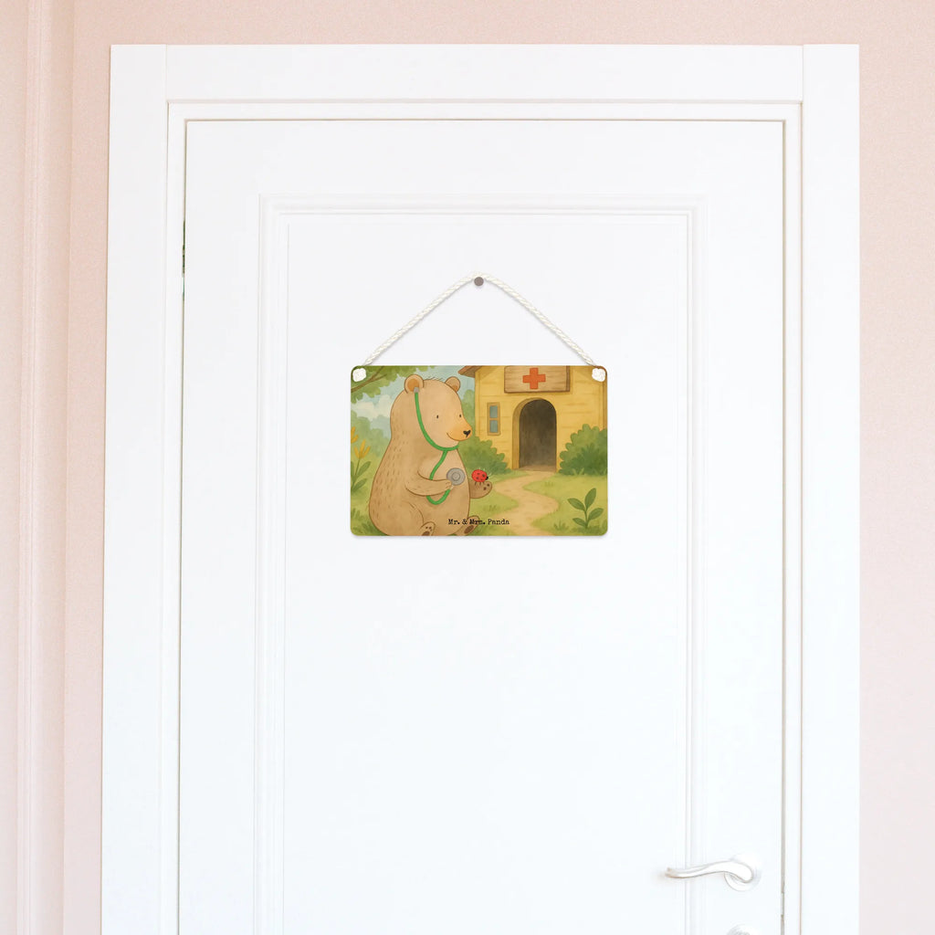Deko Schild Bär Arzt Design Wandschild, Deko schild Landhausstil, Vintage Schild, Dekoschild Aus Holz, Holzschild, Schild Aus Holz, Deko schild Mit Lebensweisheit, Deko Wandtafel, Lustiges Deko schild, Metallschild, Shabby Chic Schild, Dekoschild Handgemacht, Türschild, Türschild Mit Spruch, Dekoschild Klein, Deko schild Mit Herz, Deko schild Für Küche, Deko schild Modern, Schild Zum Hinstellen, Dekoschild Groß, Dekoschild Für Familie, Deko schild Liebevoll Gestaltet, Rustikales Deko schild, Deko schild Mit Blumenmotiv, Dekoschild Zum Aufhängen, Dekoschild, Deko schild Mit Spruch, Dekoschild Für Badezimmer, Spruchschild, Dekoschild Geschenk, Dekoschild Für Freunde, Schild Aus Metall, Deko schild Mit Motiv, Deko schild Für Balkon, Dekoschild Für Flur, Schild Zum Aufstellen, Deko schild Für Wohnzimmer, Deko Schild, Wanddeko Schild, Dekos child Für Garten, Bär, Teddy, Teddybär, Professorin, Professor, Ärztin, Doktorin, Arzt, Doktor