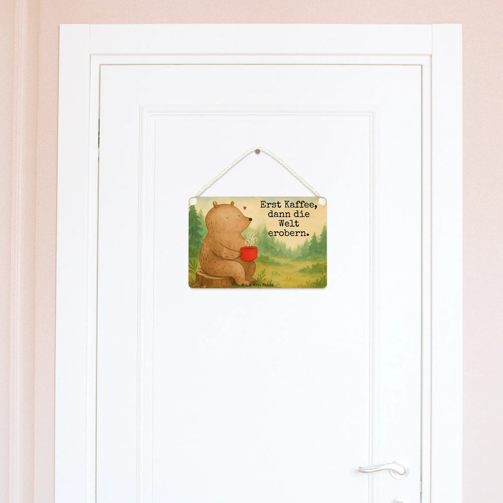 Deko Schild Bär Kaffee Design Deko schild Landhausstil, Deko schild Für Wohnzimmer, Schild Aus Holz, Deko Schild, Deko schild Mit Motiv, Shabby Chic Schild, Dekoschild Für Familie, Deko Wandtafel, Deko schild Mit Lebensweisheit, Dekoschild, Dekos child Für Garten, Türschild, Wanddeko Schild, Schild Zum Aufstellen, Dekoschild Geschenk, Deko schild Liebevoll Gestaltet, Vintage Schild, Deko schild Für Küche, Metallschild, Dekoschild Zum Aufhängen, Türschild Mit Spruch, Dekoschild Groß, Dekoschild Klein, Deko schild Mit Herz, Holzschild, Rustikales Deko schild, Wandschild, Dekoschild Für Flur, Dekoschild Für Badezimmer, Spruchschild, Deko schild Für Balkon, Deko schild Mit Blumenmotiv, Deko schild Modern, Dekoschild Handgemacht, Schild Zum Hinstellen, Schild Aus Metall, Dekoschild Für Freunde, Lustiges Deko schild, Dekoschild Aus Holz, Deko schild Mit Spruch, Bär, Teddy, Teddybär, guten Morgen, Motivation, Welt erobern, Kaffee, Morgenroutine, Bären, Welt retten, Coffee