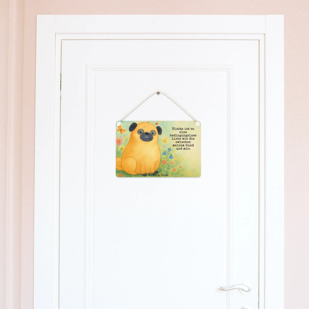 Deko Schild Mops Design Deko schild Mit Blumenmotiv, Schild Zum Aufstellen, Dekoschild, Dekoschild Zum Aufhängen, Dekoschild Handgemacht, Dekoschild Für Flur, Lustiges Deko schild, Deko Wandtafel, Metallschild, Rustikales Deko schild, Spruchschild, Deko schild Mit Spruch, Wandschild, Shabby Chic Schild, Vintage Schild, Holzschild, Türschild, Deko schild Für Küche, Deko schild Für Wohnzimmer, Dekoschild Geschenk, Dekoschild Groß, Deko schild Modern, Wanddeko Schild, Schild Aus Metall, Deko schild Landhausstil, Deko Schild, Schild Aus Holz, Deko schild Mit Lebensweisheit, Deko schild Mit Motiv, Dekoschild Aus Holz, Dekos child Für Garten, Deko schild Für Balkon, Dekoschild Für Freunde, Deko schild Liebevoll Gestaltet, Dekoschild Für Badezimmer, Deko schild Mit Herz, Dekoschild Für Familie, Schild Zum Hinstellen, Dekoschild Klein, Türschild Mit Spruch, Hund, Hundemotiv, Haustier, Hunderasse, Tierliebhaber, Hundebesitzer, Sprüche, Mops, Liebe, Hundeliebe