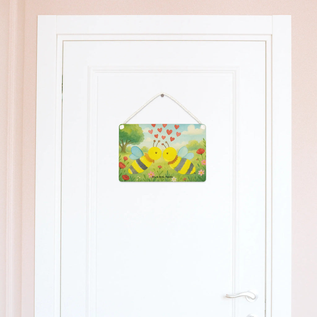 Deko Schild Biene Liebe Design Dekoschild Handgemacht, Wandschild, Türschild, Schild Aus Metall, Deko schild Für Küche, Rustikales Deko schild, Dekoschild, Deko schild Landhausstil, Deko schild Mit Motiv, Lustiges Deko schild, Holzschild, Deko schild Mit Herz, Dekoschild Für Freunde, Spruchschild, Dekoschild Klein, Dekoschild Aus Holz, Wanddeko Schild, Deko schild Mit Lebensweisheit, Shabby Chic Schild, Schild Zum Aufstellen, Vintage Schild, Dekoschild Zum Aufhängen, Dekoschild Für Familie, Dekoschild Geschenk, Deko schild Mit Spruch, Schild Zum Hinstellen, Deko Schild, Deko schild Mit Blumenmotiv, Deko schild Modern, Dekoschild Für Badezimmer, Deko schild Liebevoll Gestaltet, Schild Aus Holz, Deko Wandtafel, Dekos child Für Garten, Dekoschild Groß, Metallschild, Dekoschild Für Flur, Deko schild Für Wohnzimmer, Deko schild Für Balkon, Türschild Mit Spruch, Biene, Wespe, Hummel