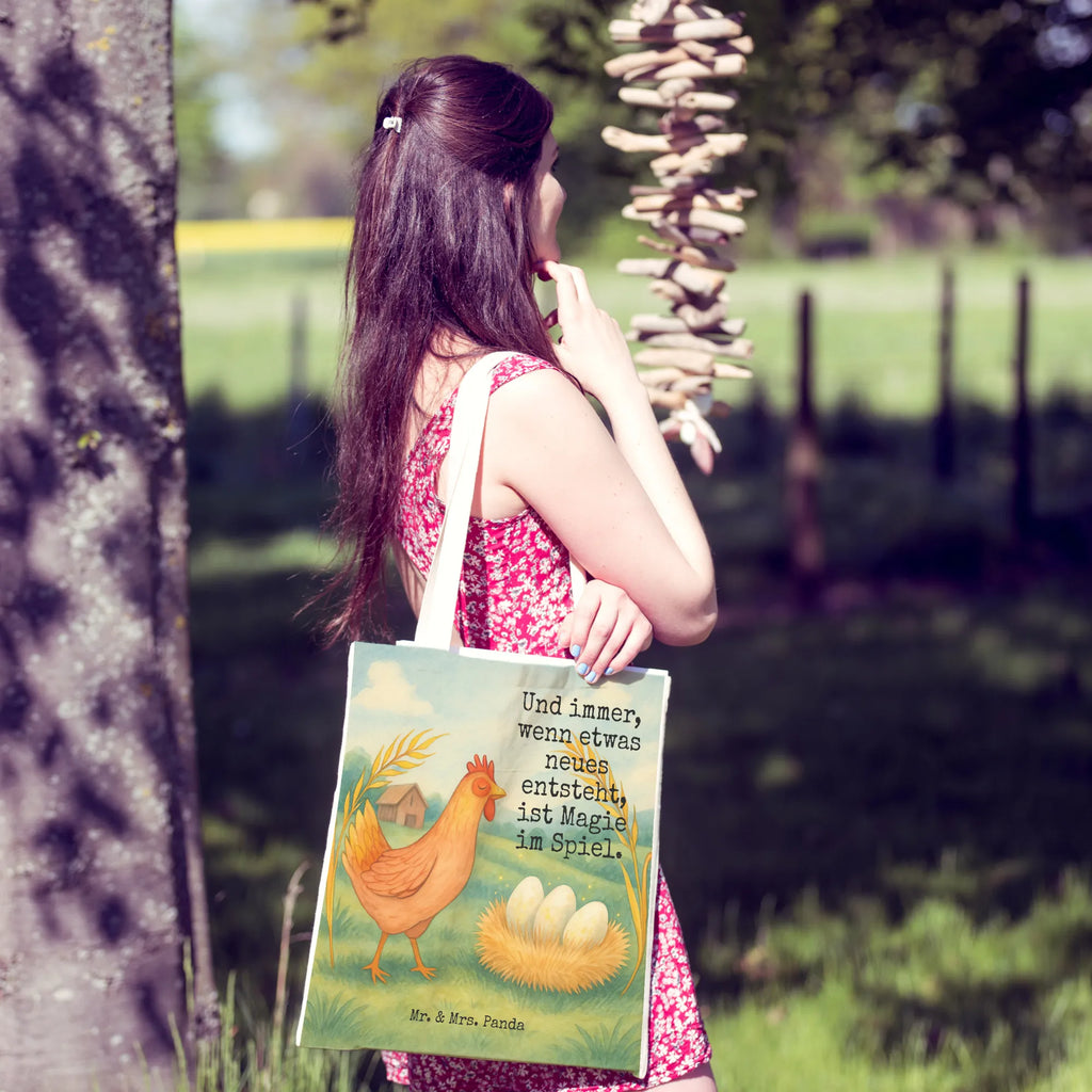 Einkaufstasche Huhn Stolz Design Tragetasche Kinder, Tragetasche Waschbar, Faltbare Tragetasche, Tragetasche Robust, Jutetasche, Tragetasche Für Schule, Tragetasche Blanko, Tragetasche Mit Motiv, Leinentasche, Bunte Tragetasche, Einkaufstasche, Tragetasche Geschenkidee, Tragetasche Für Einkäufe, Leinentaschen, Tragetasche Für Alltag, Tragetasche Modern, Tragetasche Damen, Tragetasche Design, Tragetasche Vintage, Große Tragetasche, Tragetasche Ohne Plastik, Tragetasche Mit Spruch, Tragetasche Umweltfreundlich, Tragetasche Zum Umhängen, Lustige Tragetasche, Tragetasche Nachhaltig, Baumwolltaschen, Tragetasche Mit Henkel, Stofftasche, Jutetaschen, Tragetaschen, Tragetasche Für Büro, Tragetasche Bedruckt, Tragetasche, Beutel Tasche, Tragetasche Handgemacht, Kleine Tragetasche, Einkaufstaschen, Baumwolltasche, Tragetasche Herren, Stofftaschen, Tragetasche Wiederverwendbar, Tragetasche Für Bücher, Bauernhof, Hoftiere, Landwirt, Landwirtin, Hof, Eier, Spruch, Motivation, Hühner, Magie, Henne, Geburt, Hahn, Schwangerschaft, Landleben