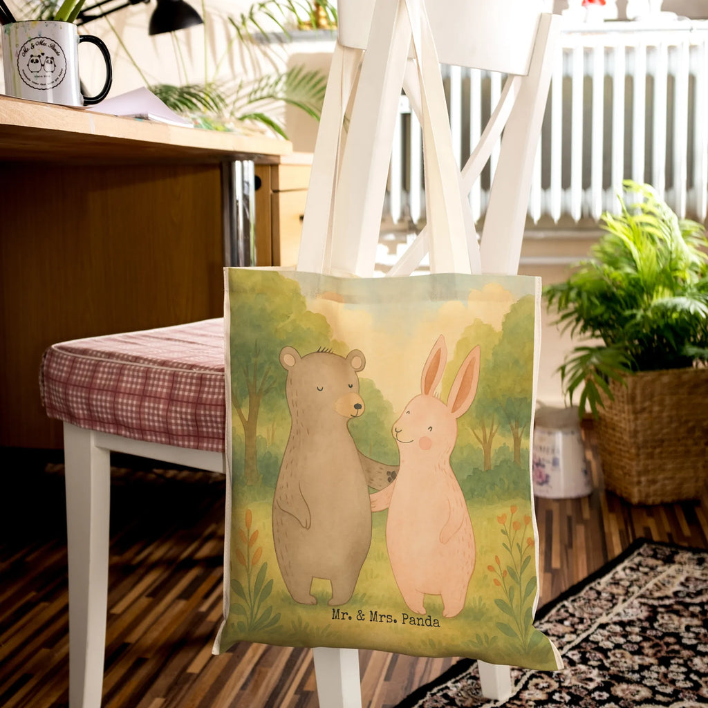 Einkaufstasche Bär und Hase Umarmen Design Einkaufstaschen, Stofftaschen, Tragetasche Waschbar, Tragetasche Für Bücher, Baumwolltaschen, Kleine Tragetasche, Große Tragetasche, Tragetasche Kinder, Bunte Tragetasche, Jutetaschen, Tragetasche Modern, Tragetasche Umweltfreundlich, Faltbare Tragetasche, Tragetasche Robust, Jutetasche, Tragetasche Damen, Tragetaschen, Tragetasche Mit Spruch, Lustige Tragetasche, Tragetasche Für Alltag, Leinentaschen, Tragetasche Mit Henkel, Stofftasche, Tragetasche Mit Motiv, Tragetasche Für Schule, Tragetasche Geschenkidee, Tragetasche Bedruckt, Beutel Tasche, Tragetasche Zum Umhängen, Tragetasche Für Büro, Tragetasche Für Einkäufe, Tragetasche Nachhaltig, Tragetasche, Tragetasche Blanko, Tragetasche Ohne Plastik, Leinentasche, Baumwolltasche, Tragetasche Handgemacht, Tragetasche Vintage, Tragetasche Design, Tragetasche Wiederverwendbar, Einkaufstasche, Tragetasche Herren, Liebe, Partner, Freund, Freundin, Ehemann, Ehefrau, Heiraten, Verlobung, Heiratsantrag, Liebesgeschenk, Jahrestag, Hocheitstag, Bärchen, bester Freund, Bär, Hase, Freunde, best friends